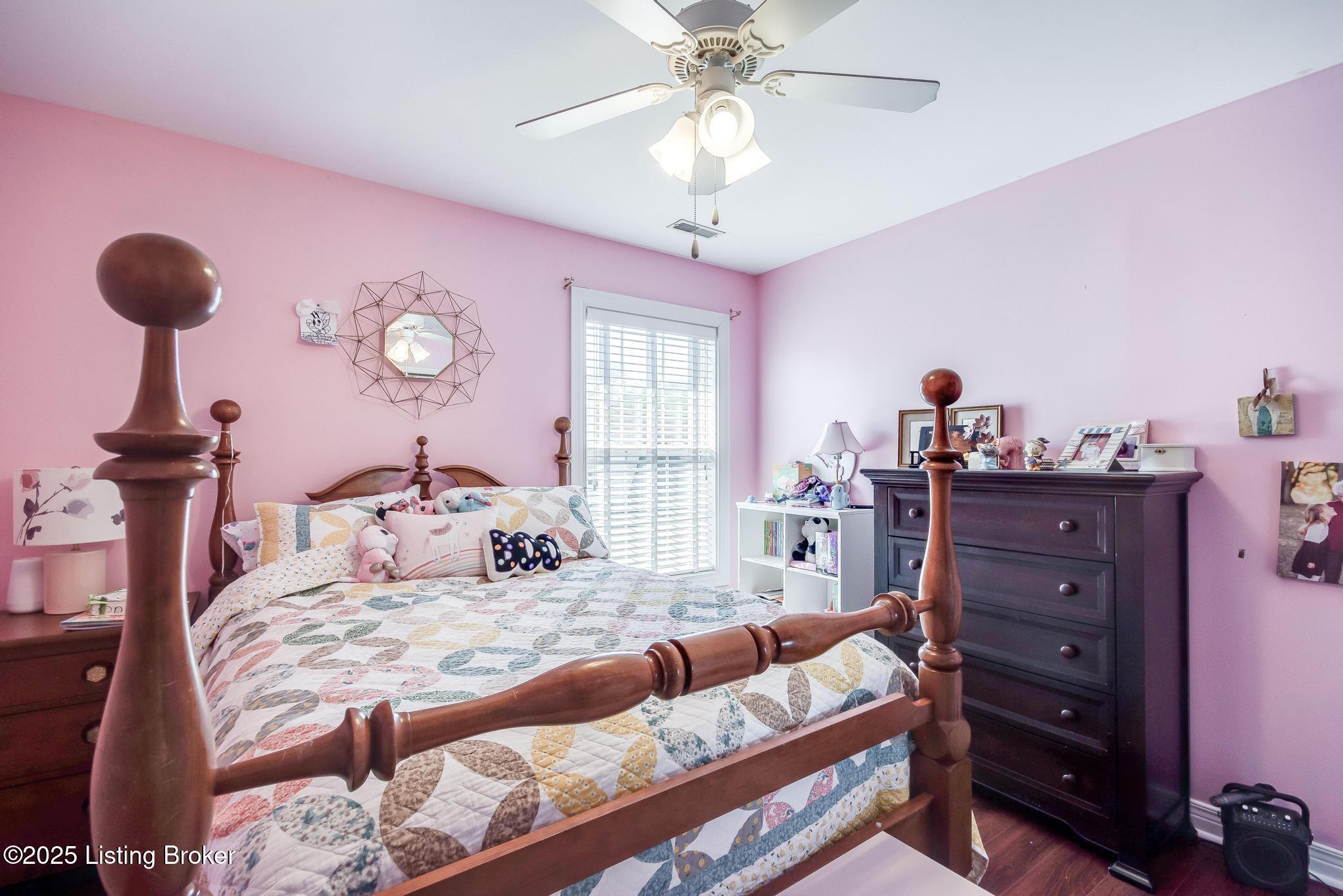 6319 Zurich Ct