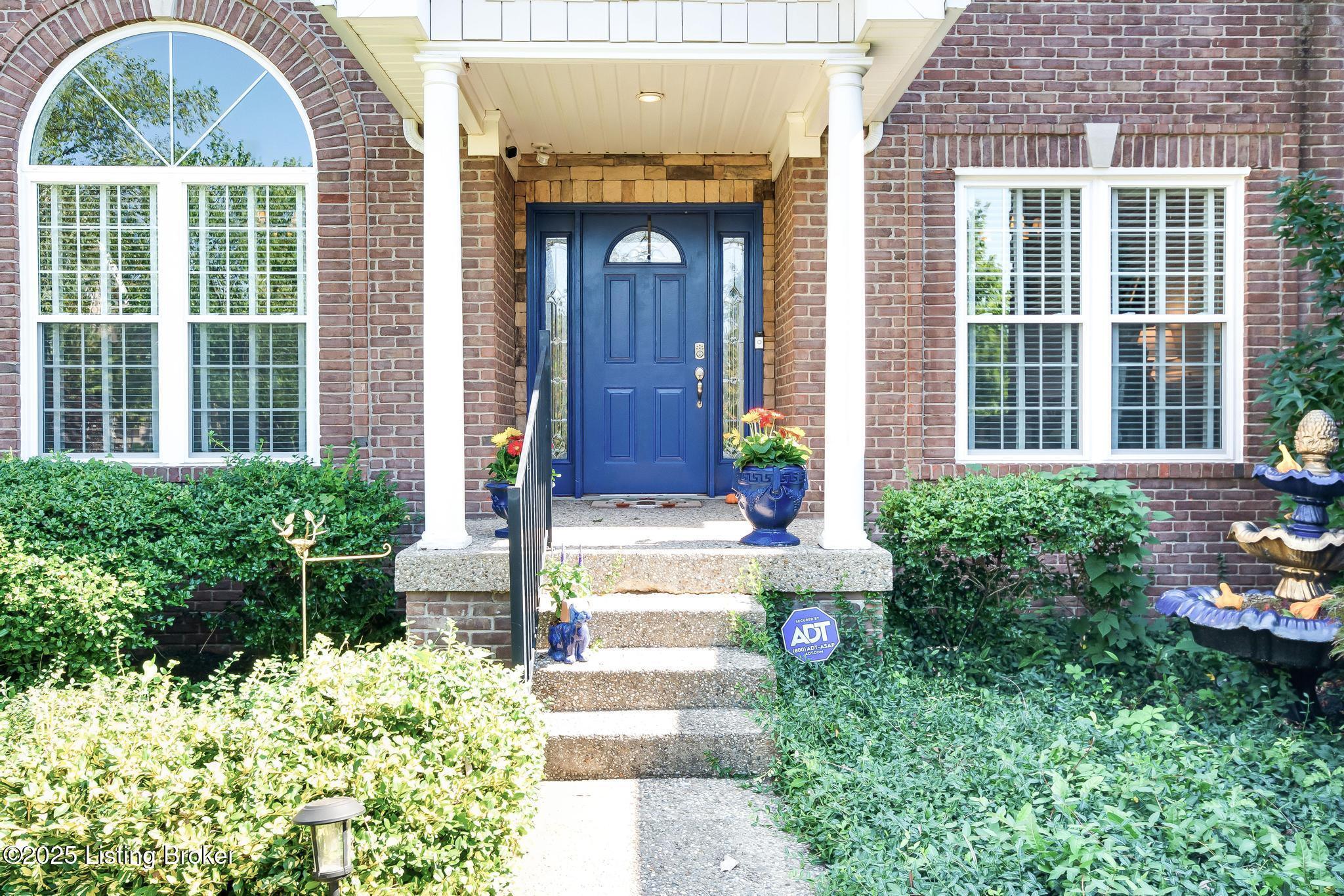6319 Zurich Ct