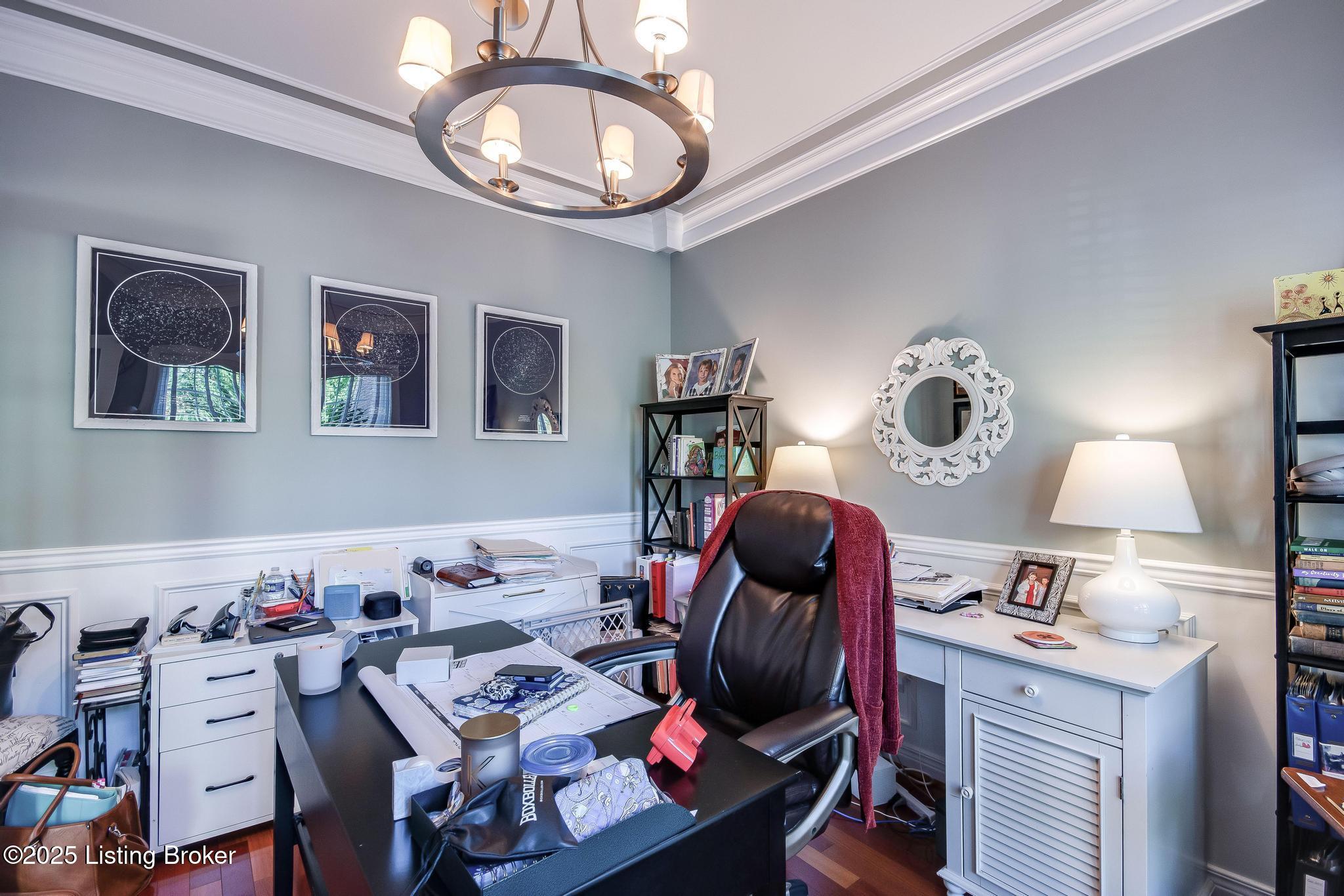 6319 Zurich Ct