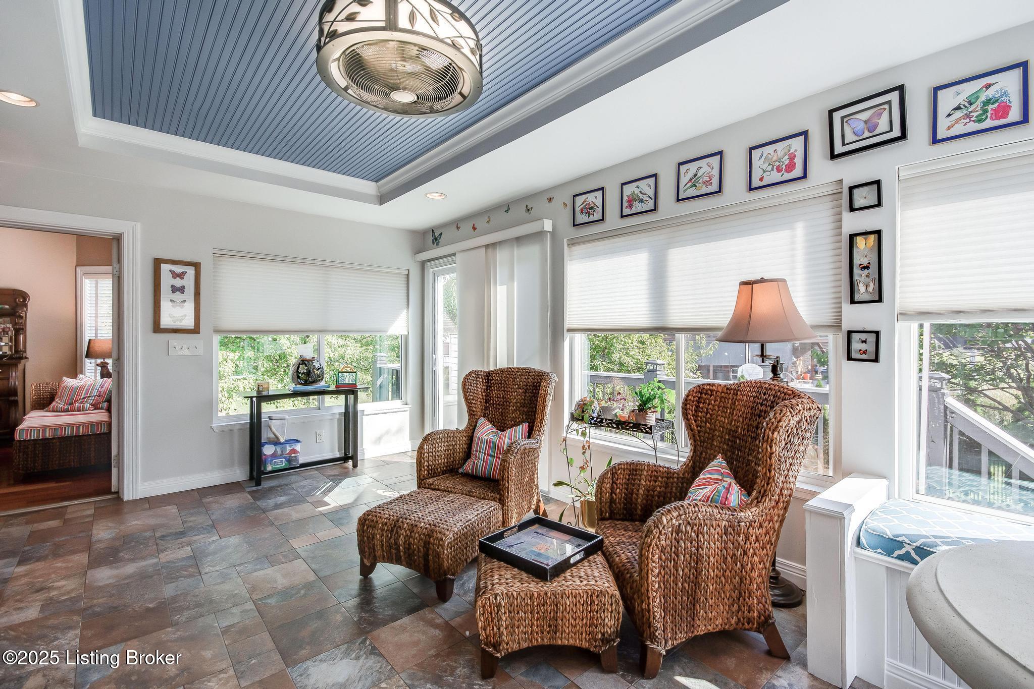 6319 Zurich Ct
