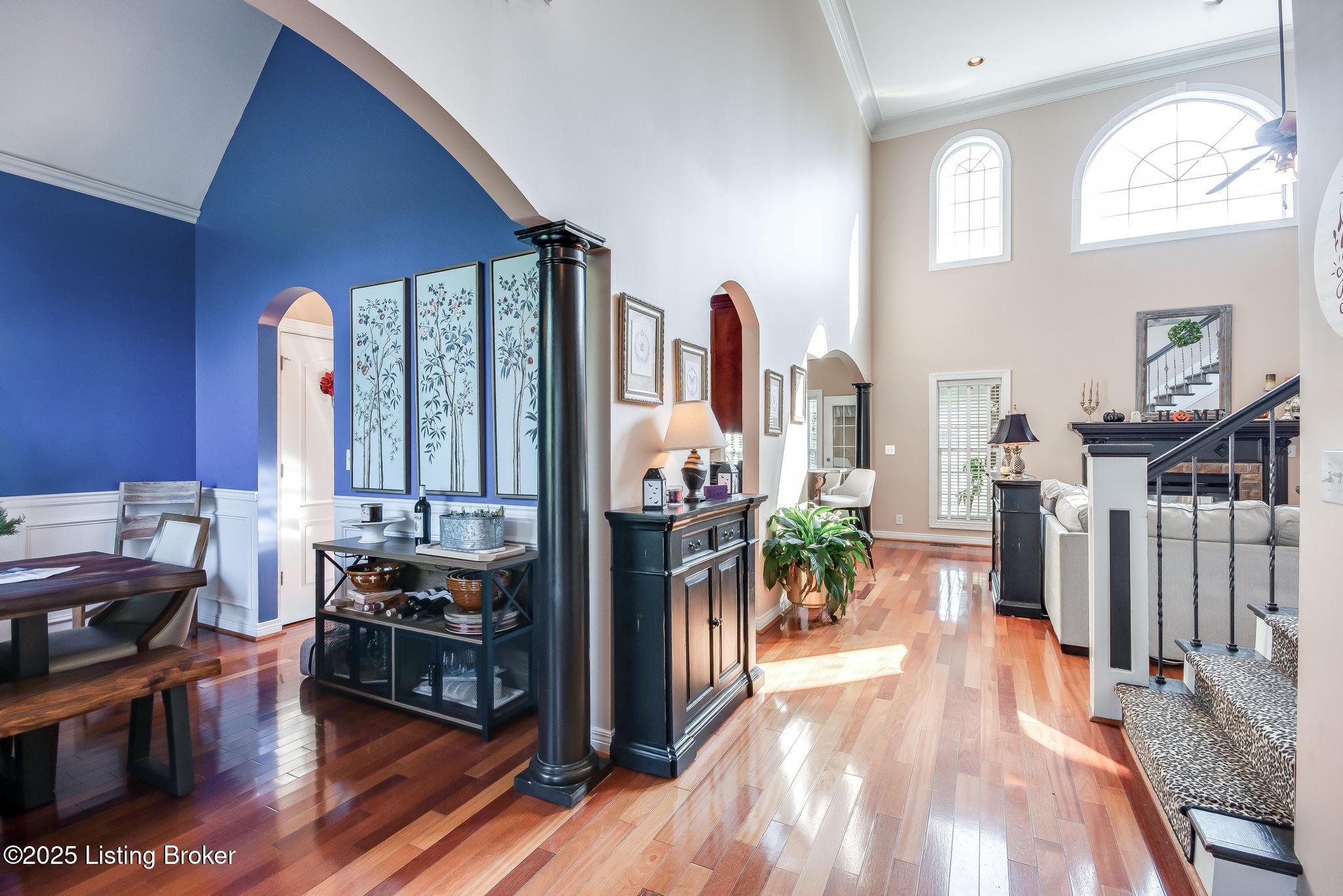 6319 Zurich Ct