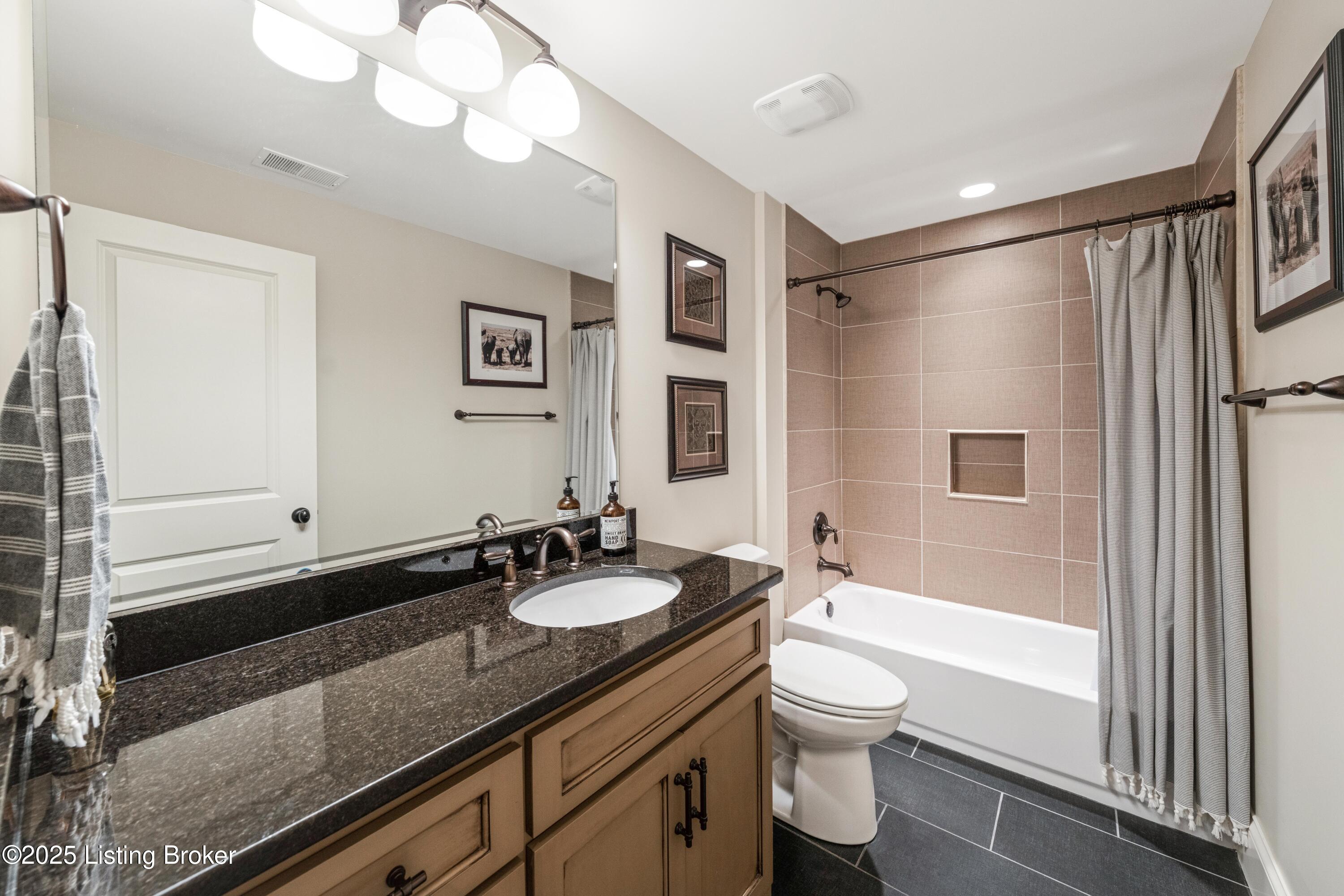 8904 Coltsfoot Trace