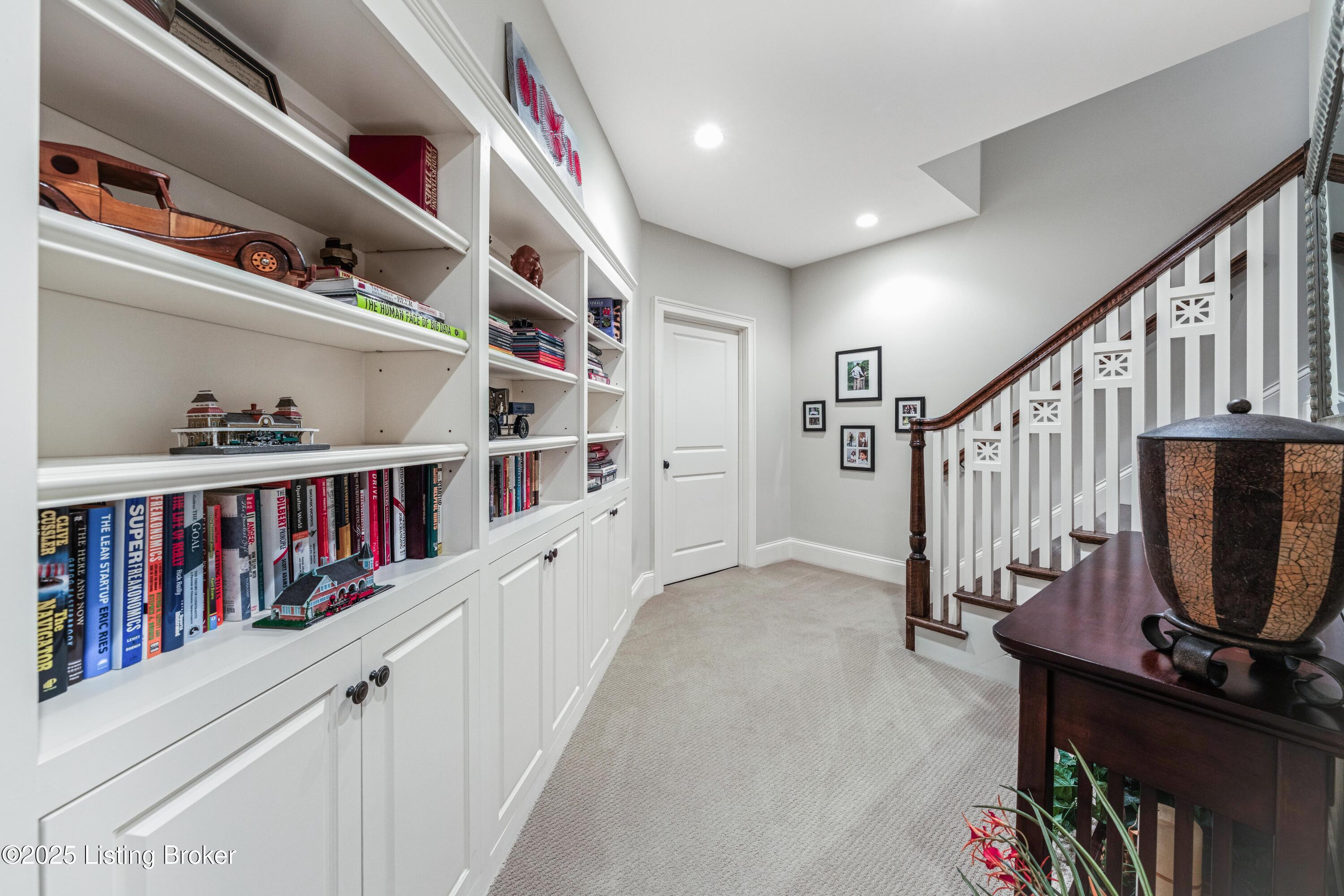 8904 Coltsfoot Trace