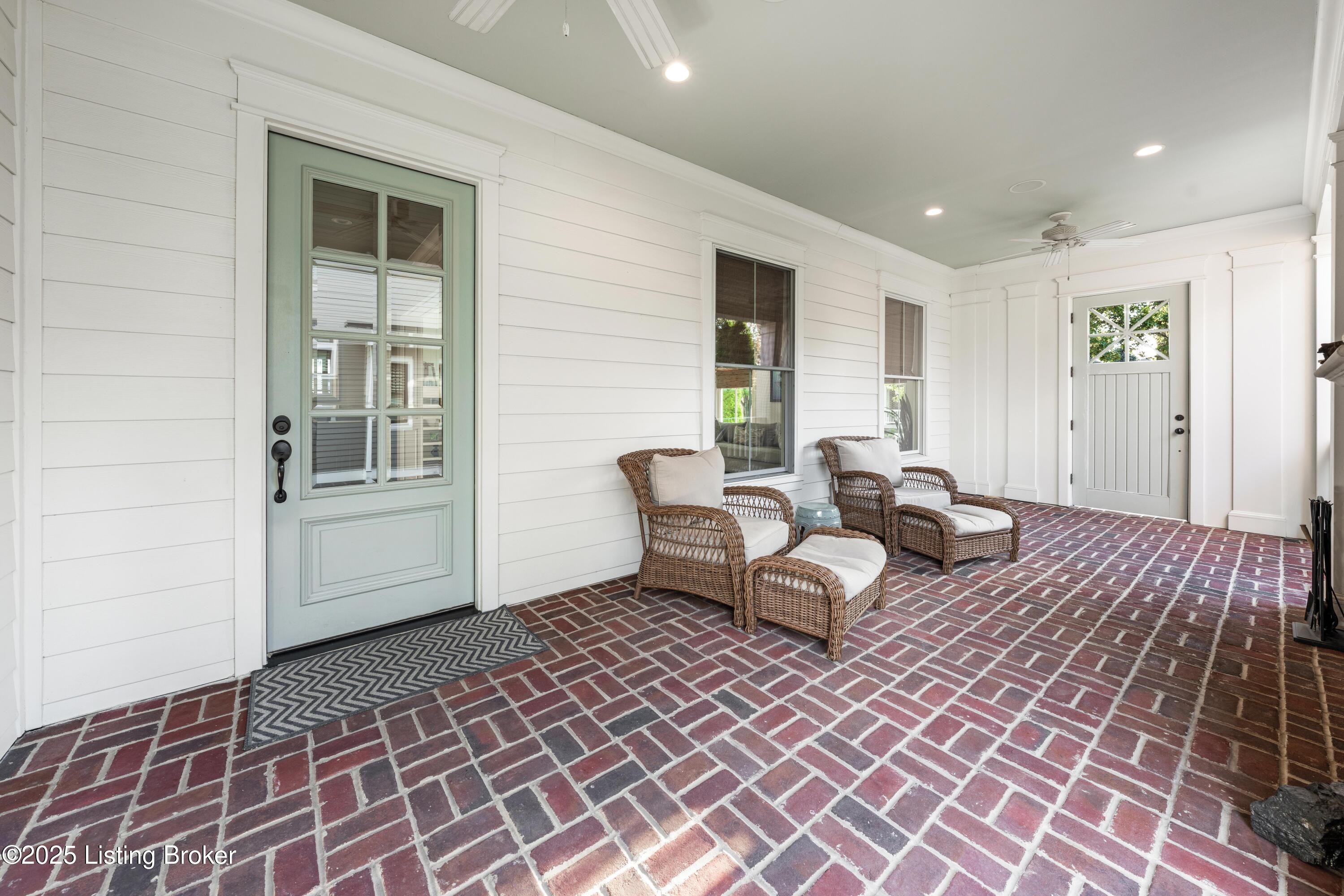 8904 Coltsfoot Trace