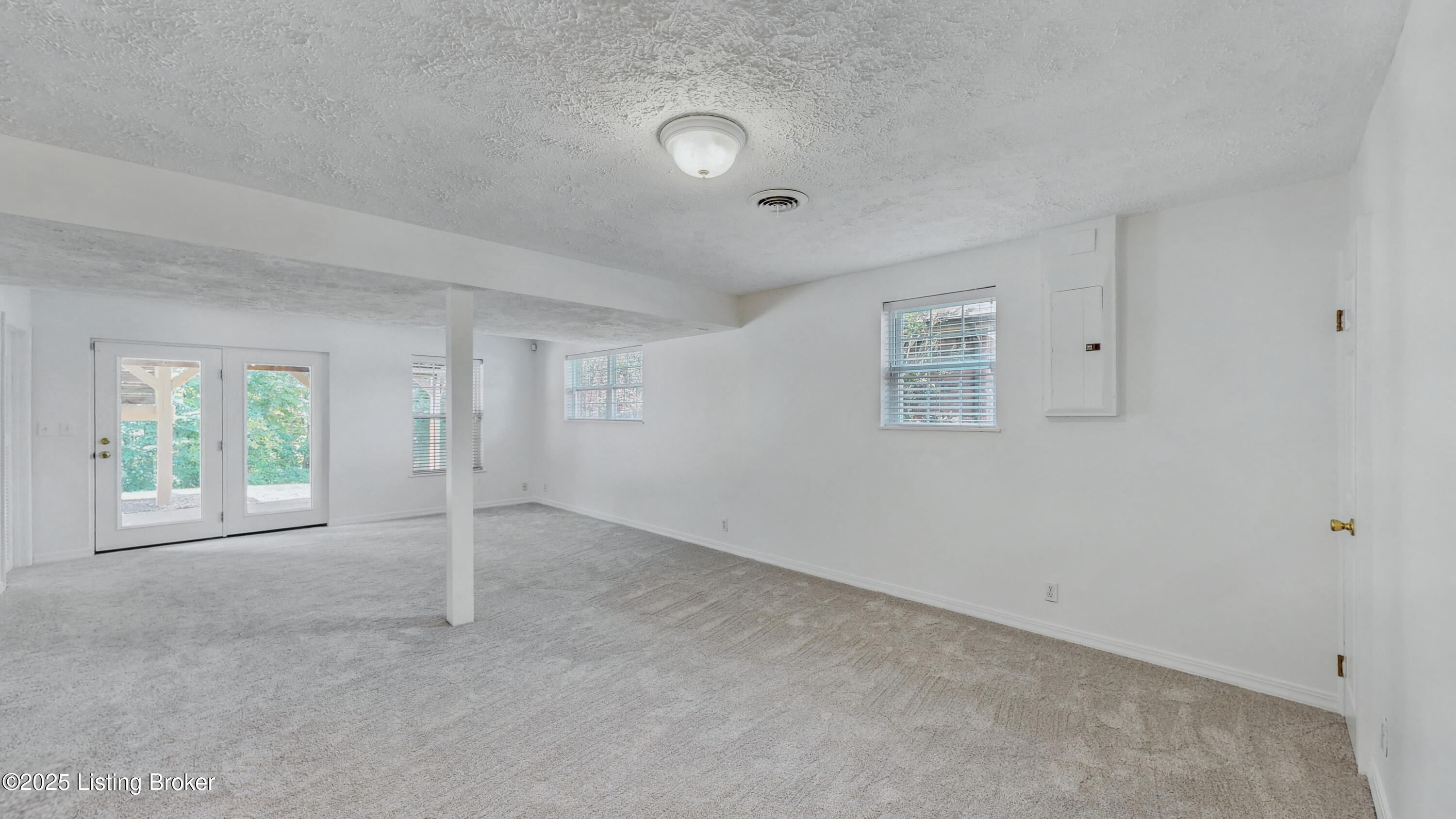 12006 Hudson View Ct