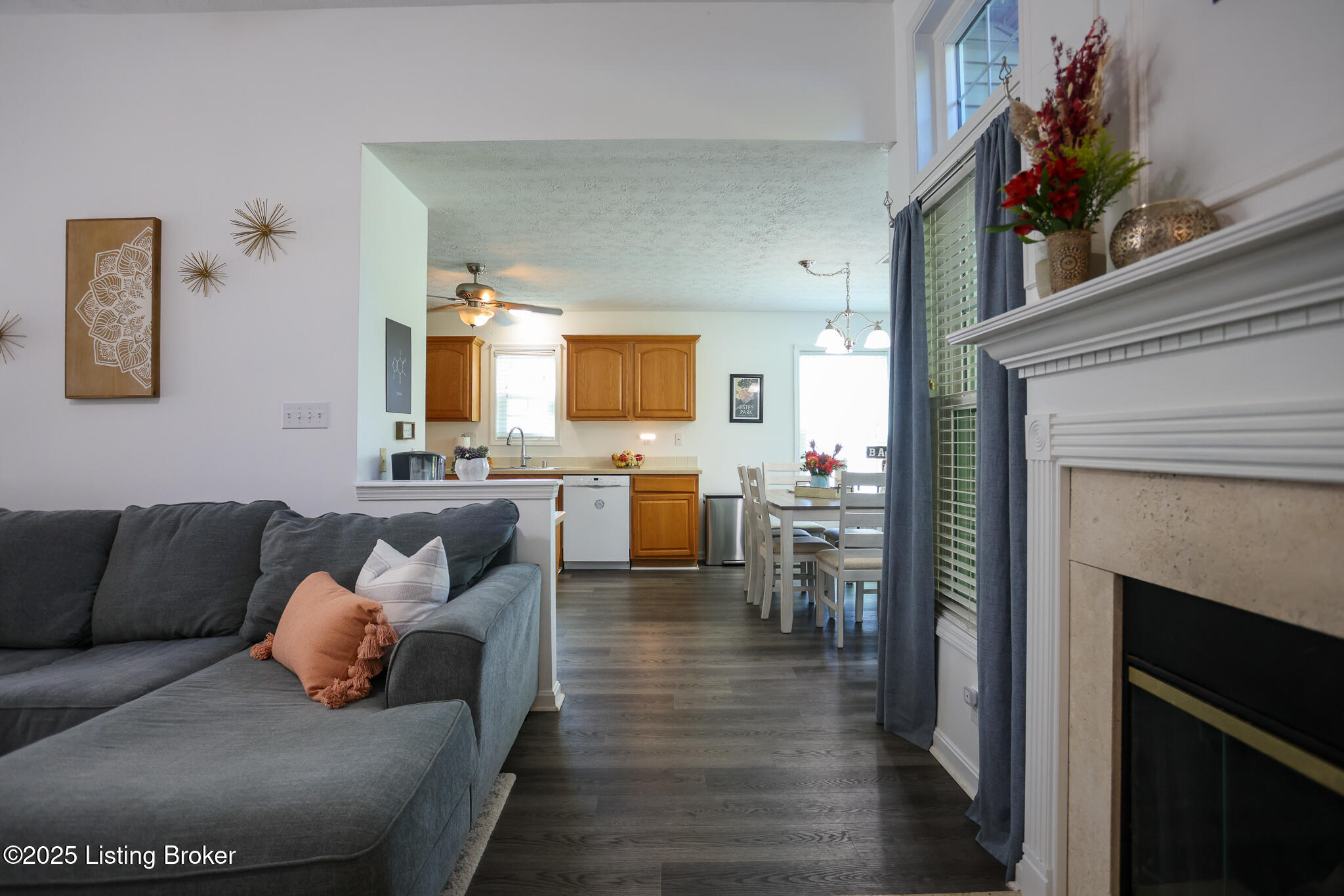4703 Bay Cove Ct