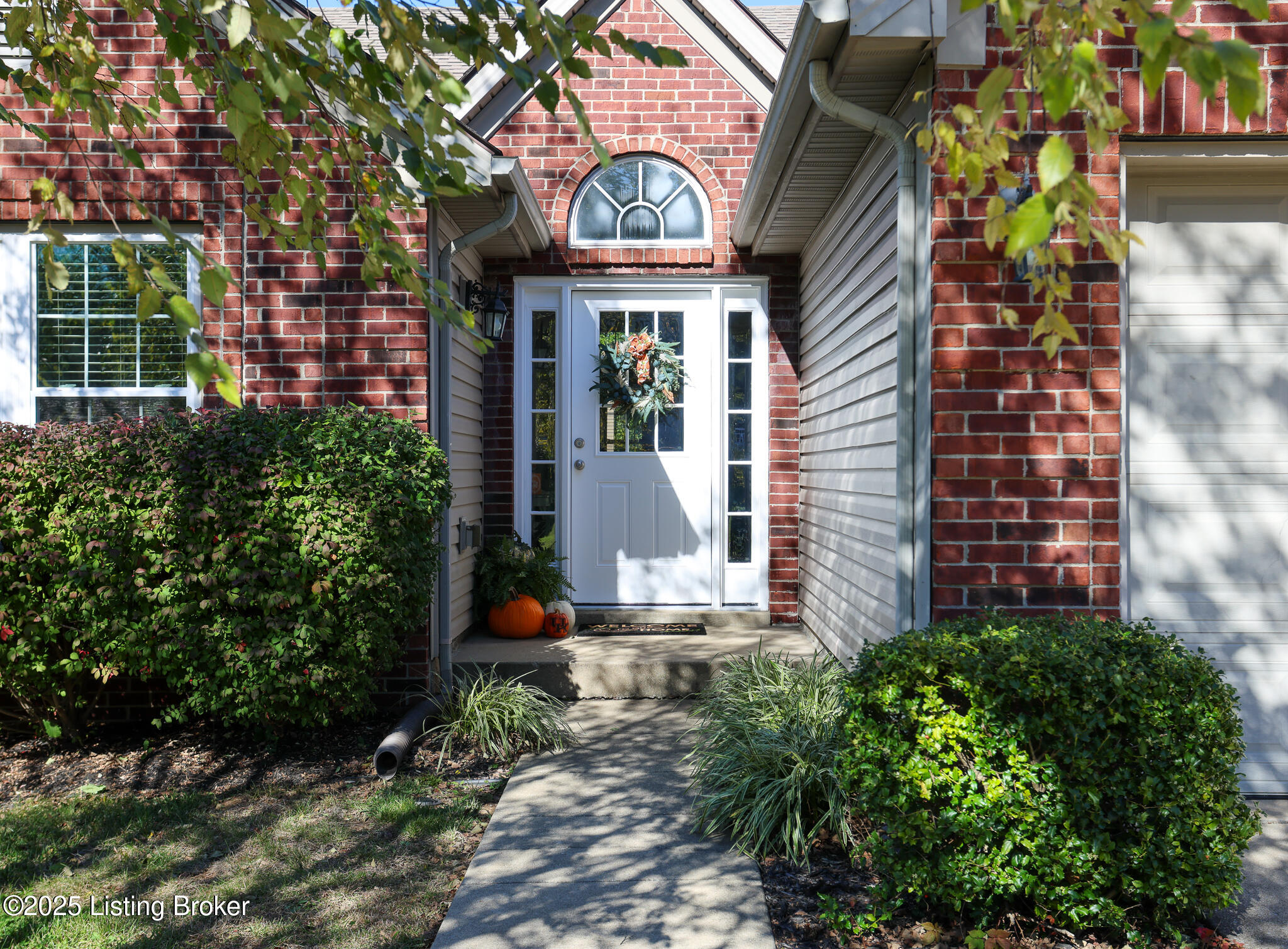 4703 Bay Cove Ct