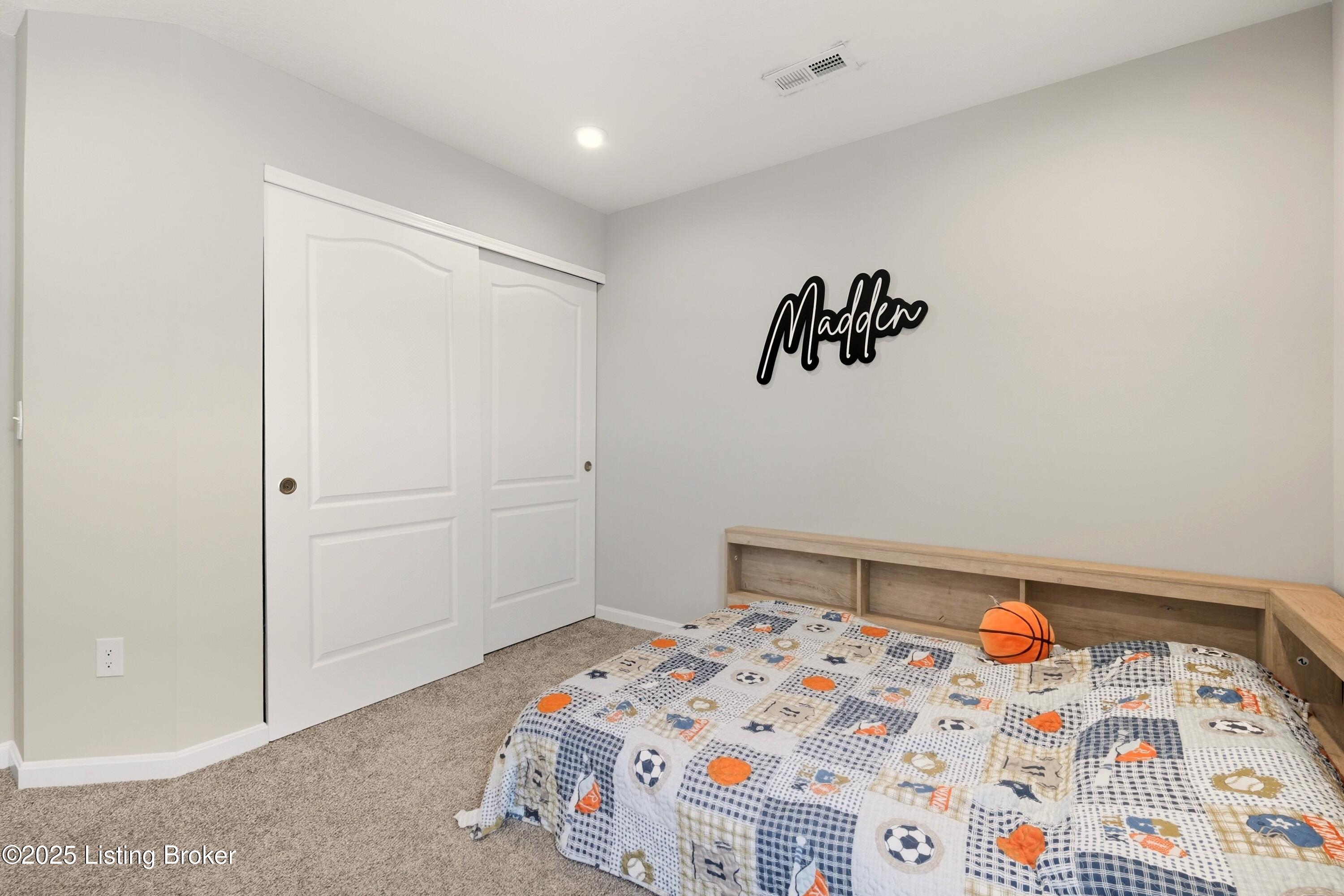 112 Peregrine Rd