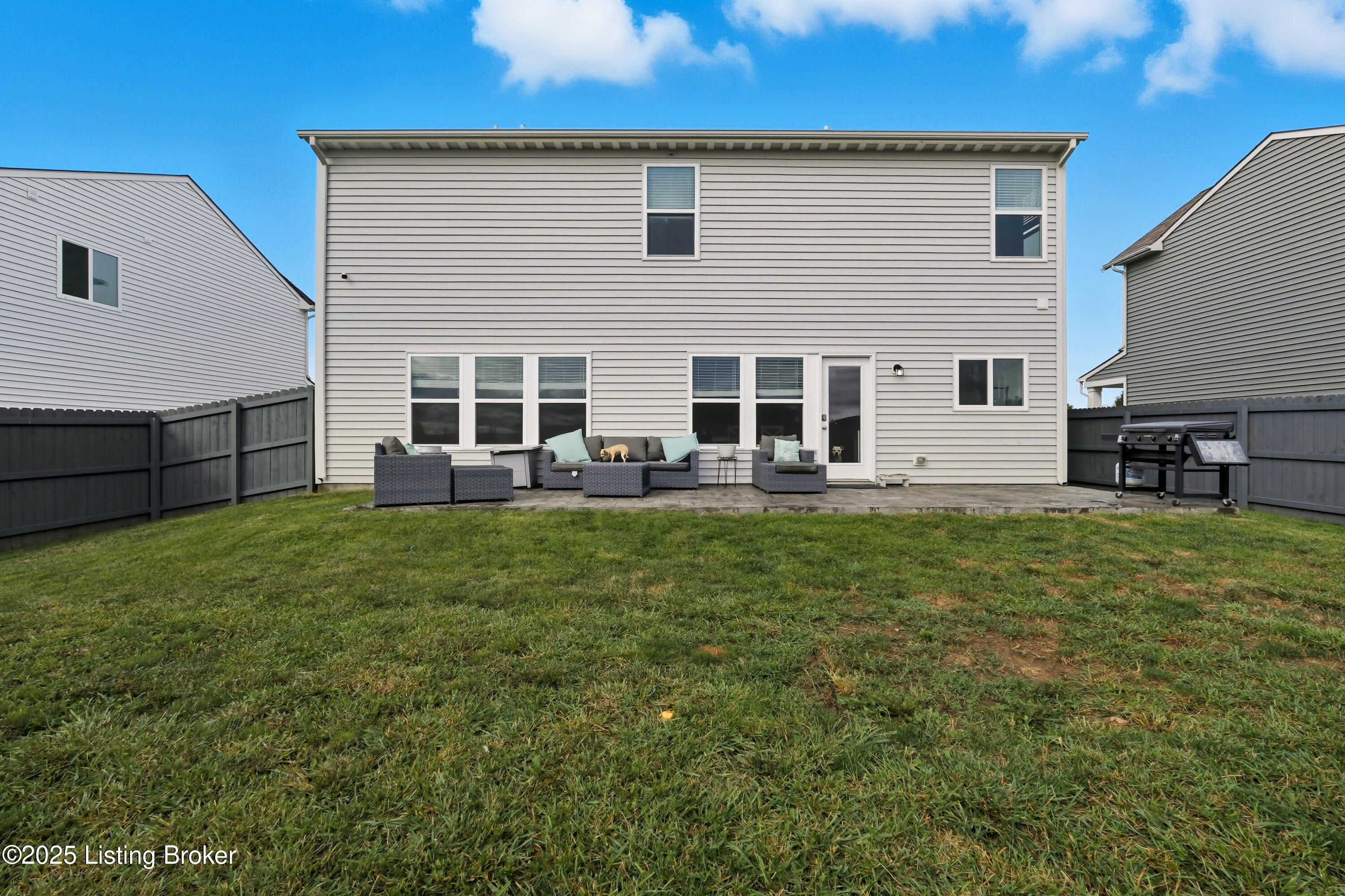 112 Peregrine Rd