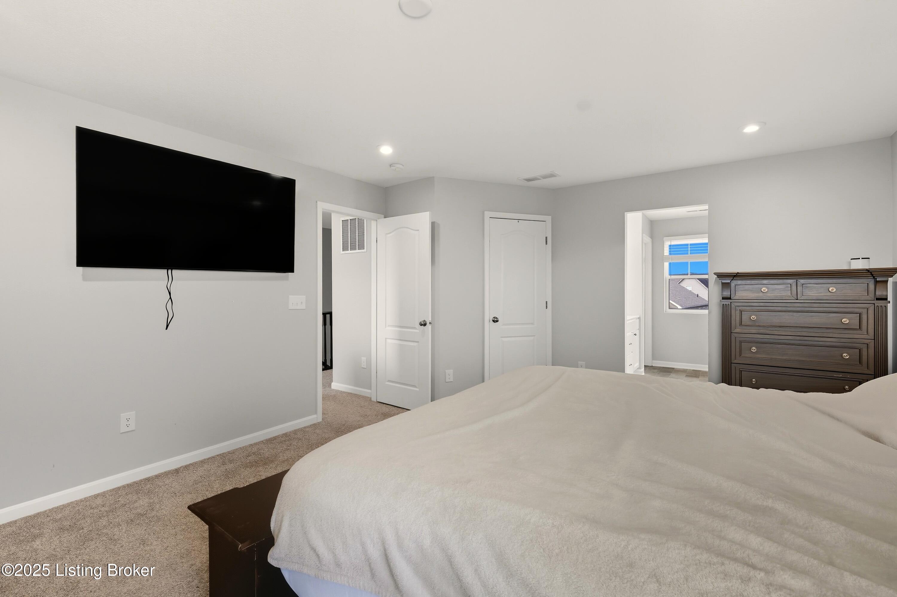 112 Peregrine Rd