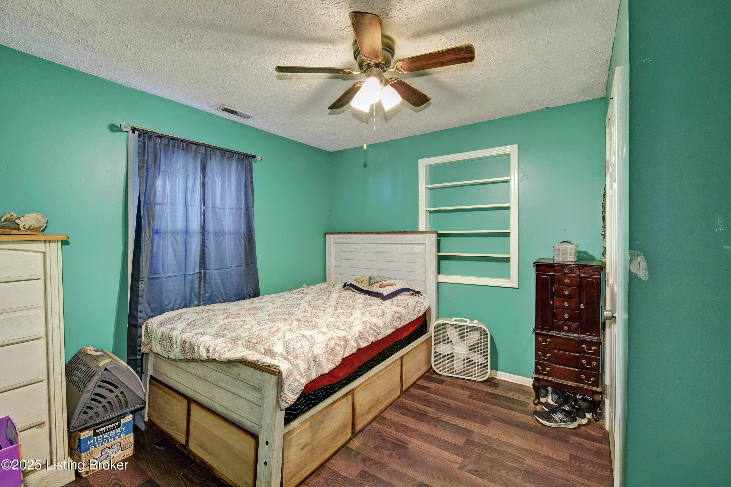 1127 Lillian Ave