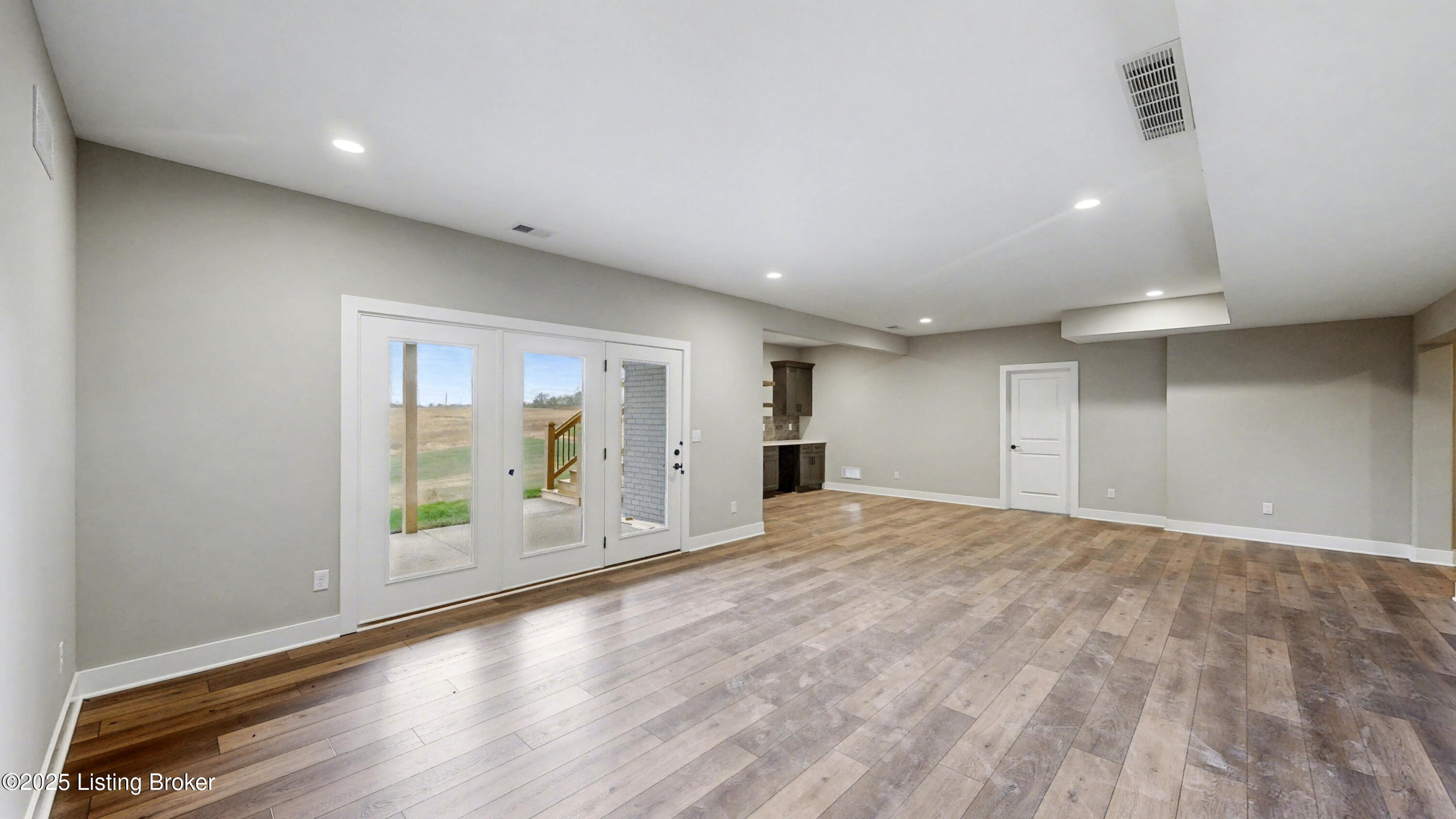 294 Dalton Dr