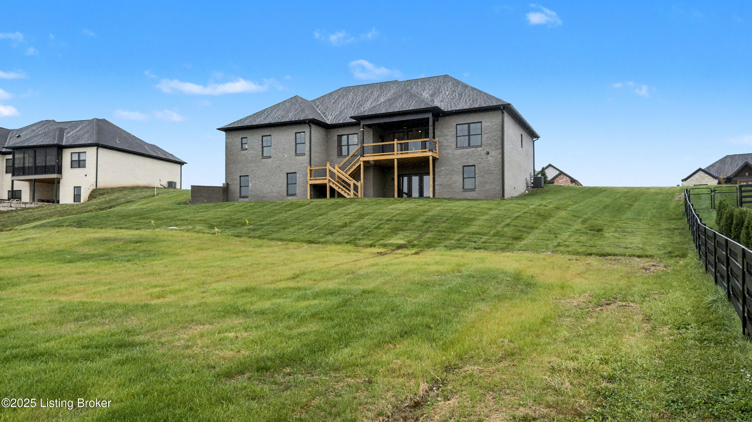 294 Dalton Dr