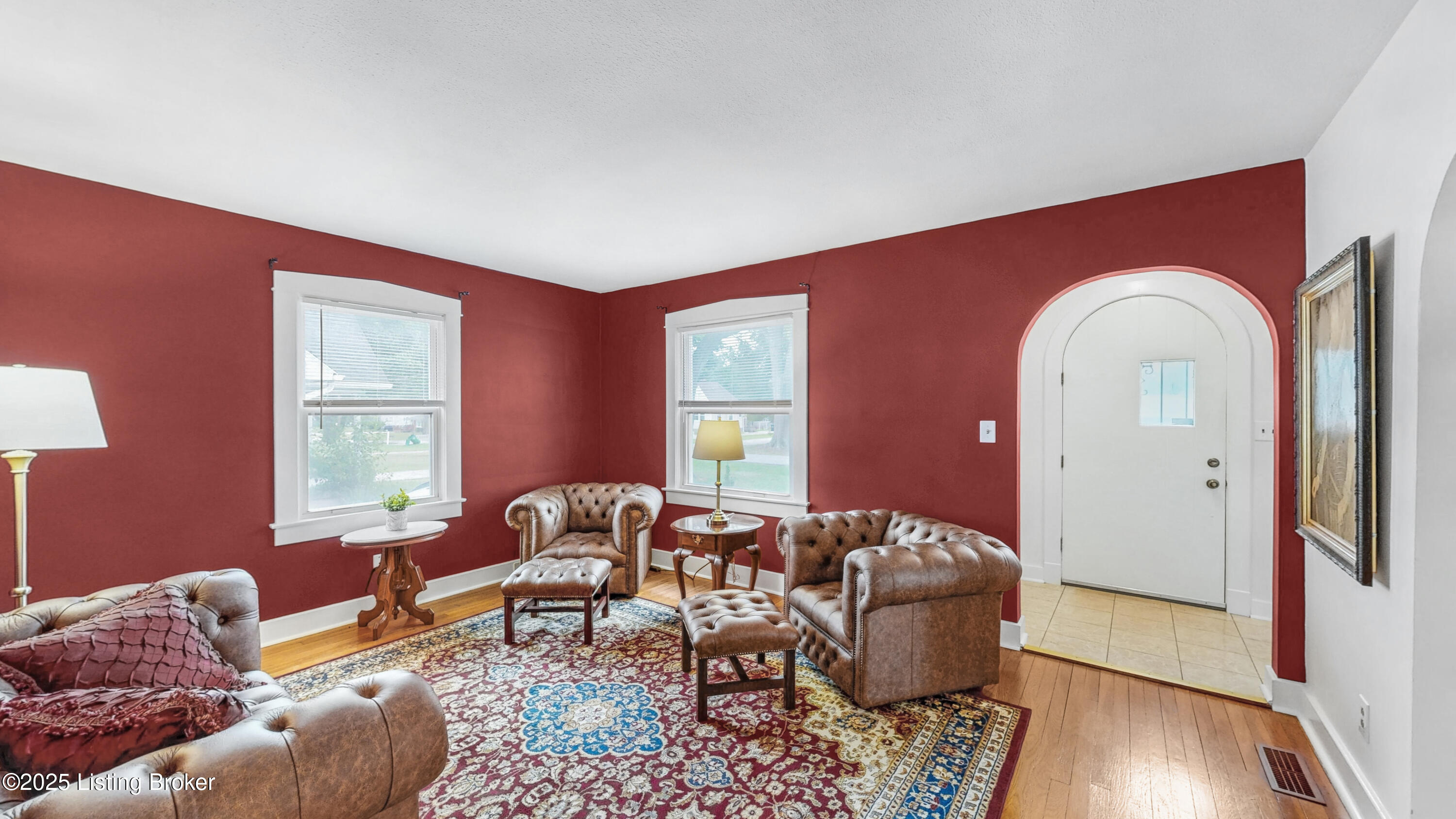 2107 Auburn Dr