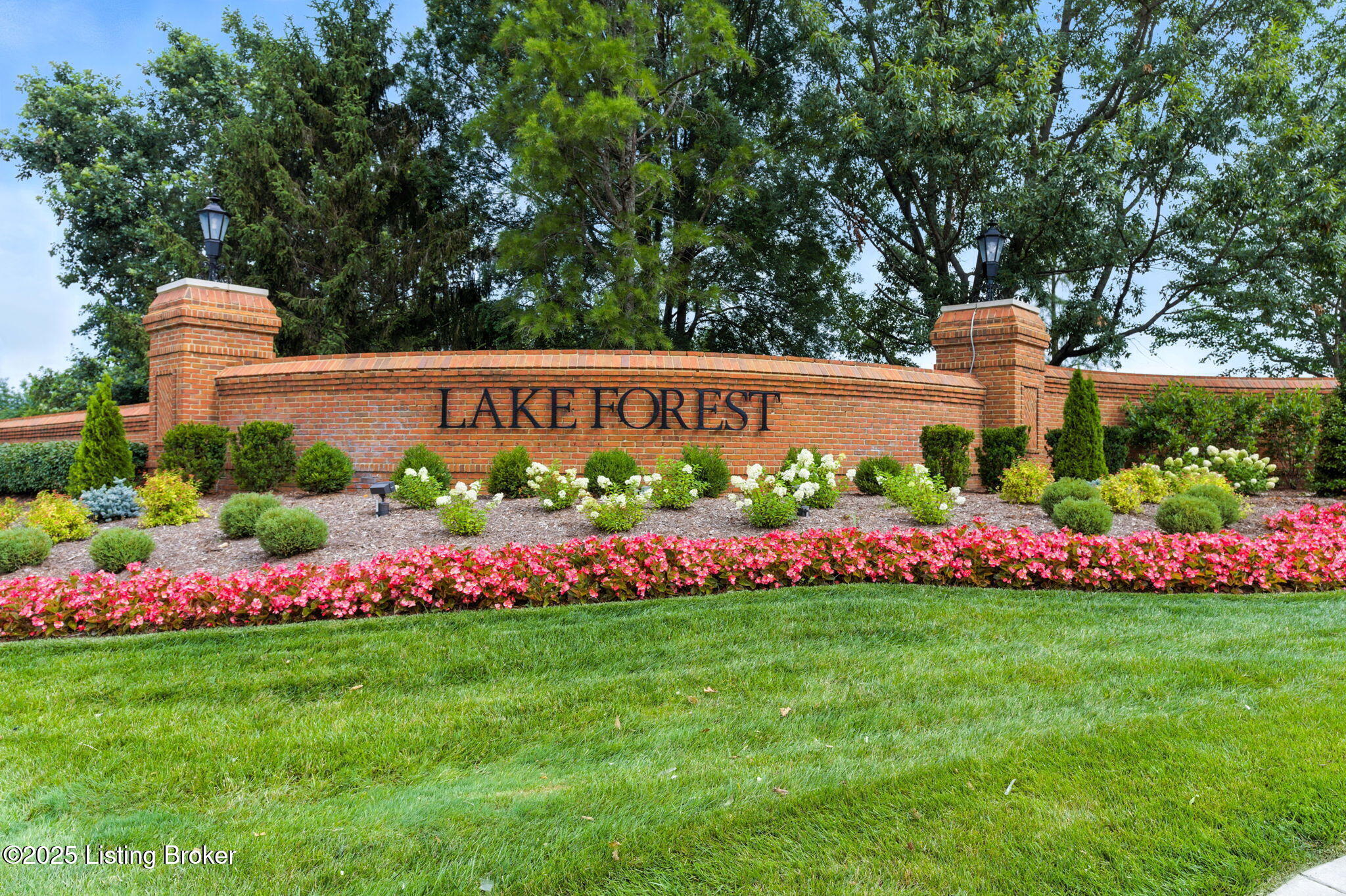 14907 Forest Oaks Dr