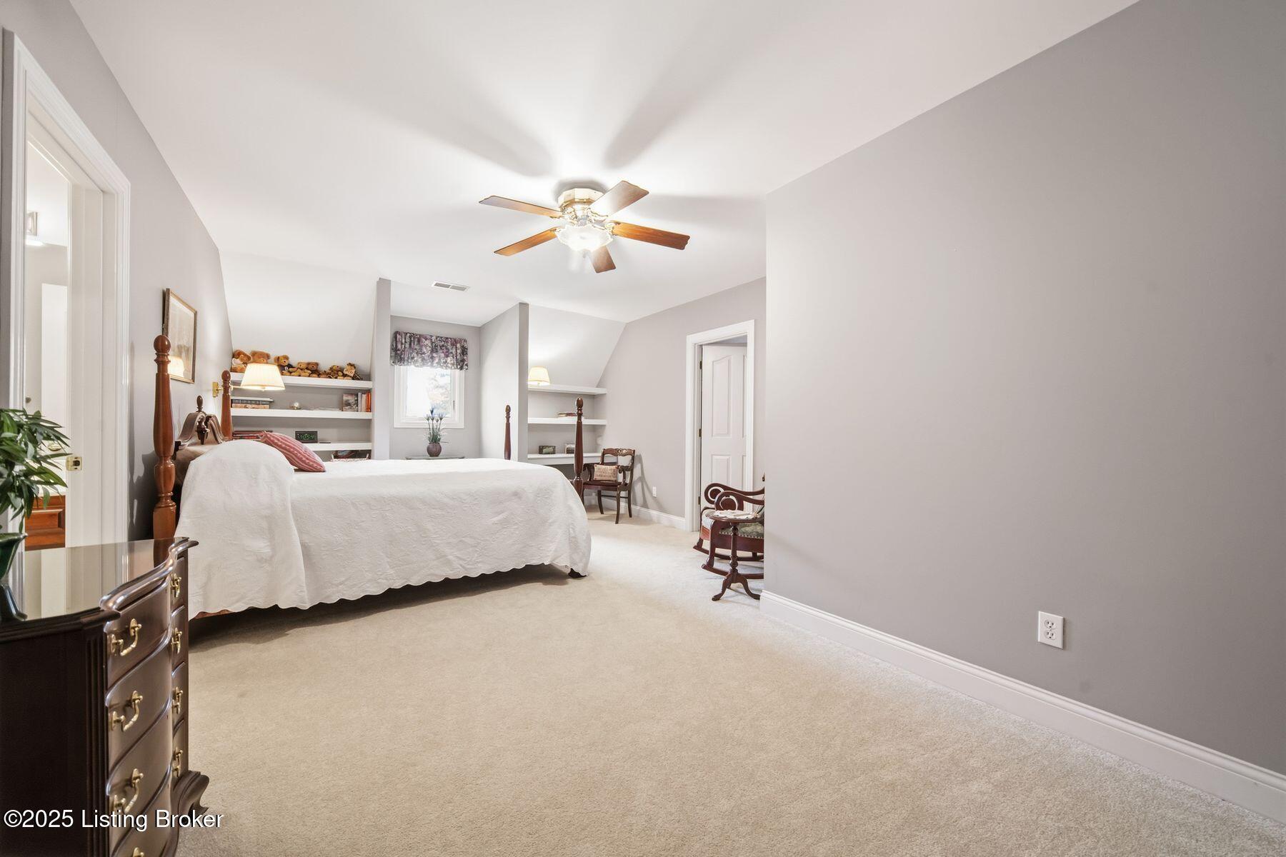 14907 Forest Oaks Dr