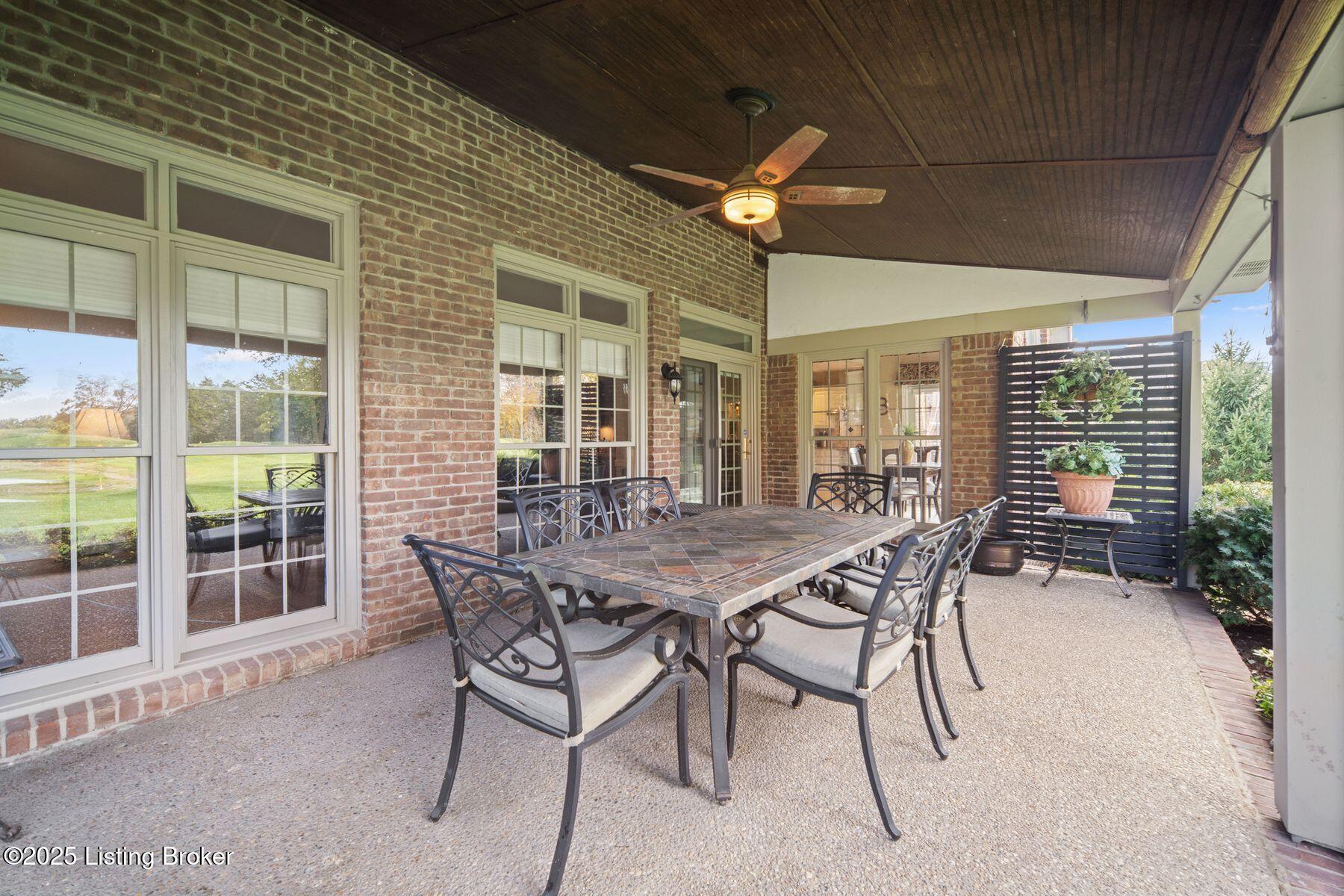 14907 Forest Oaks Dr