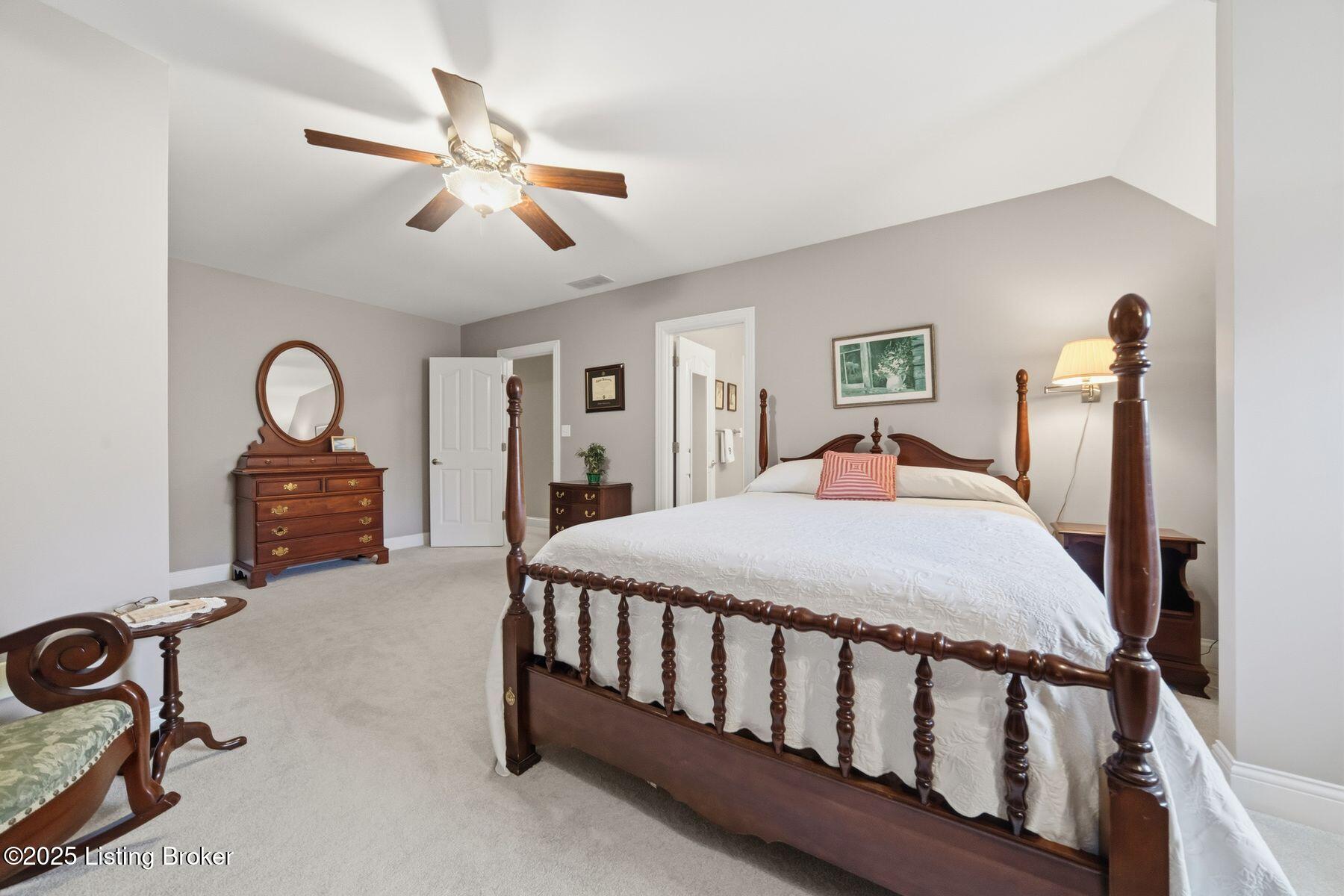 14907 Forest Oaks Dr