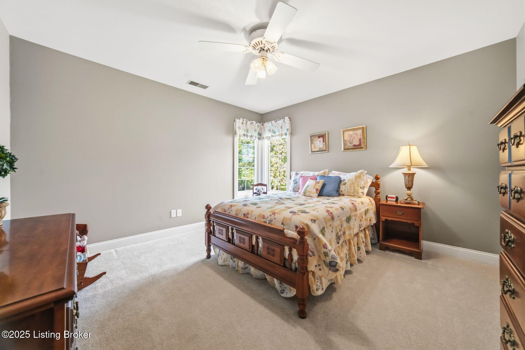 14907 Forest Oaks Dr