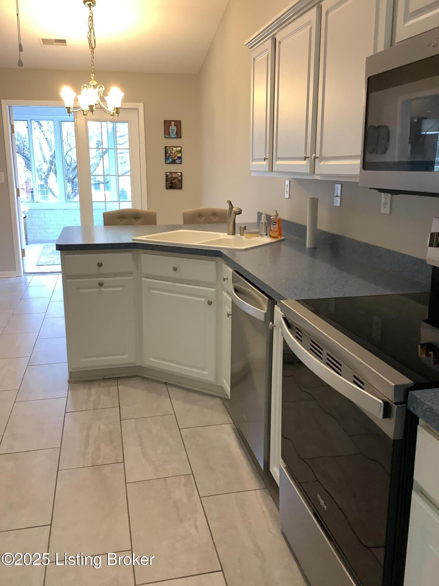 13700 Le Rente Dr
