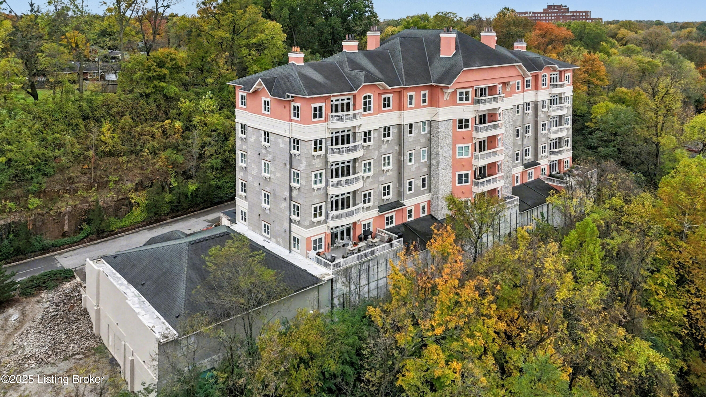 1409 Mockingbird Terrace Dr UNIT 104