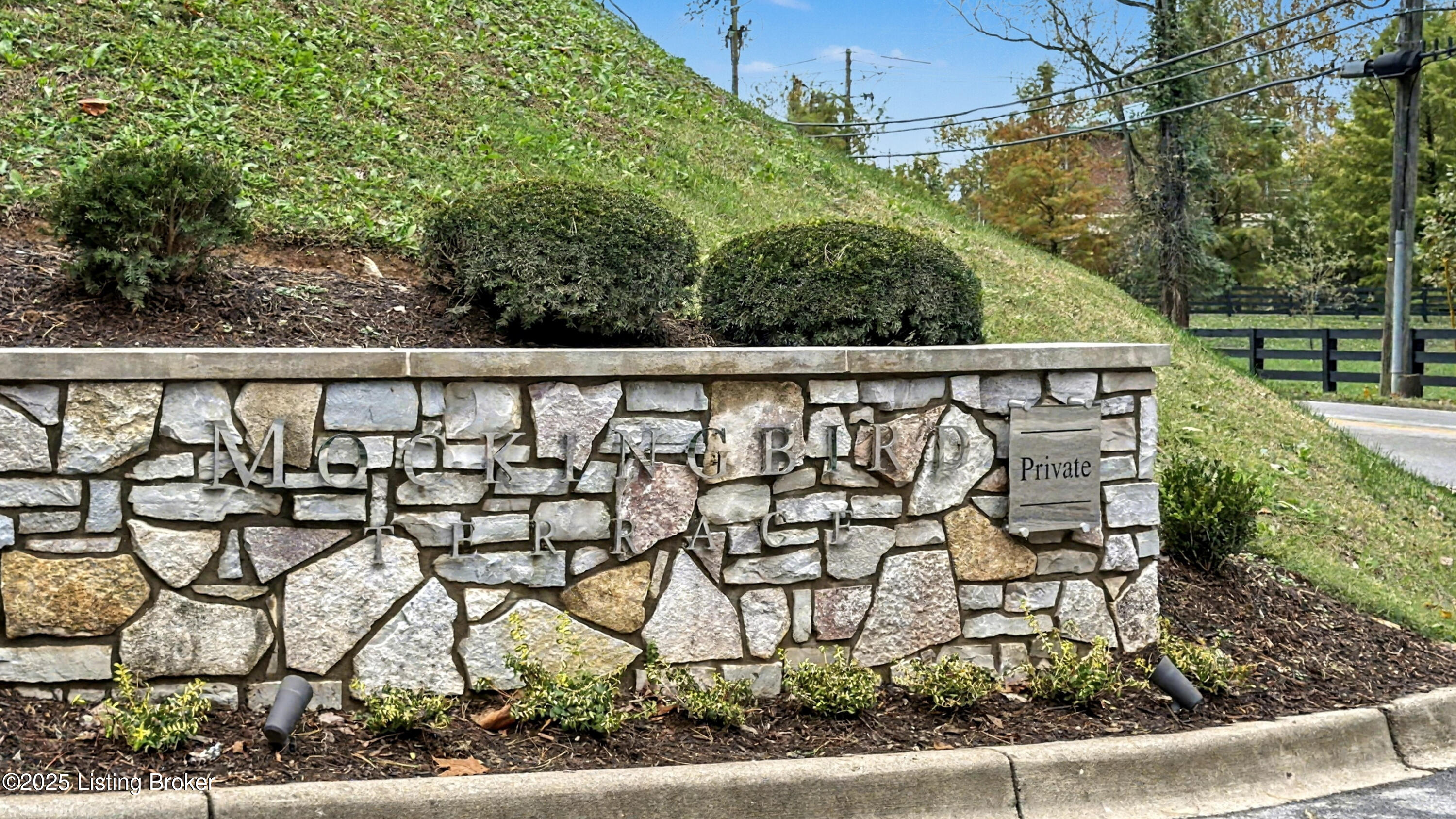 1409 Mockingbird Terrace Dr UNIT 104