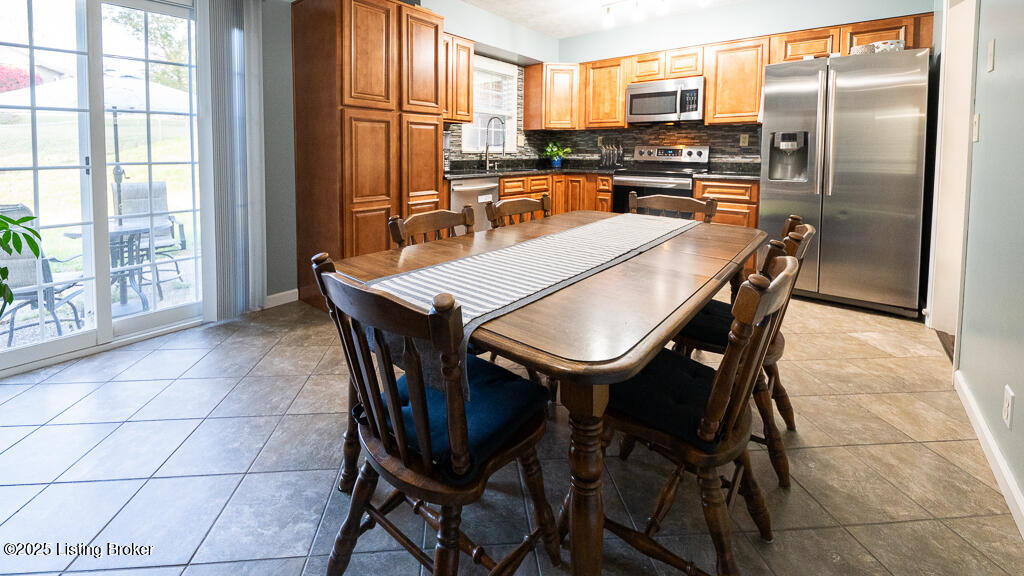 1117 Cliffwood Dr