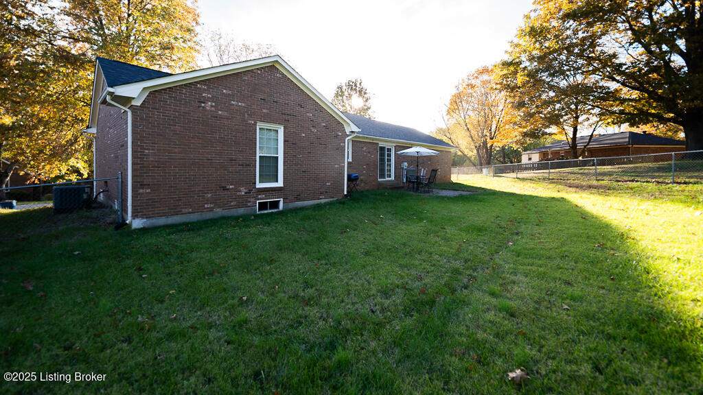 1117 Cliffwood Dr