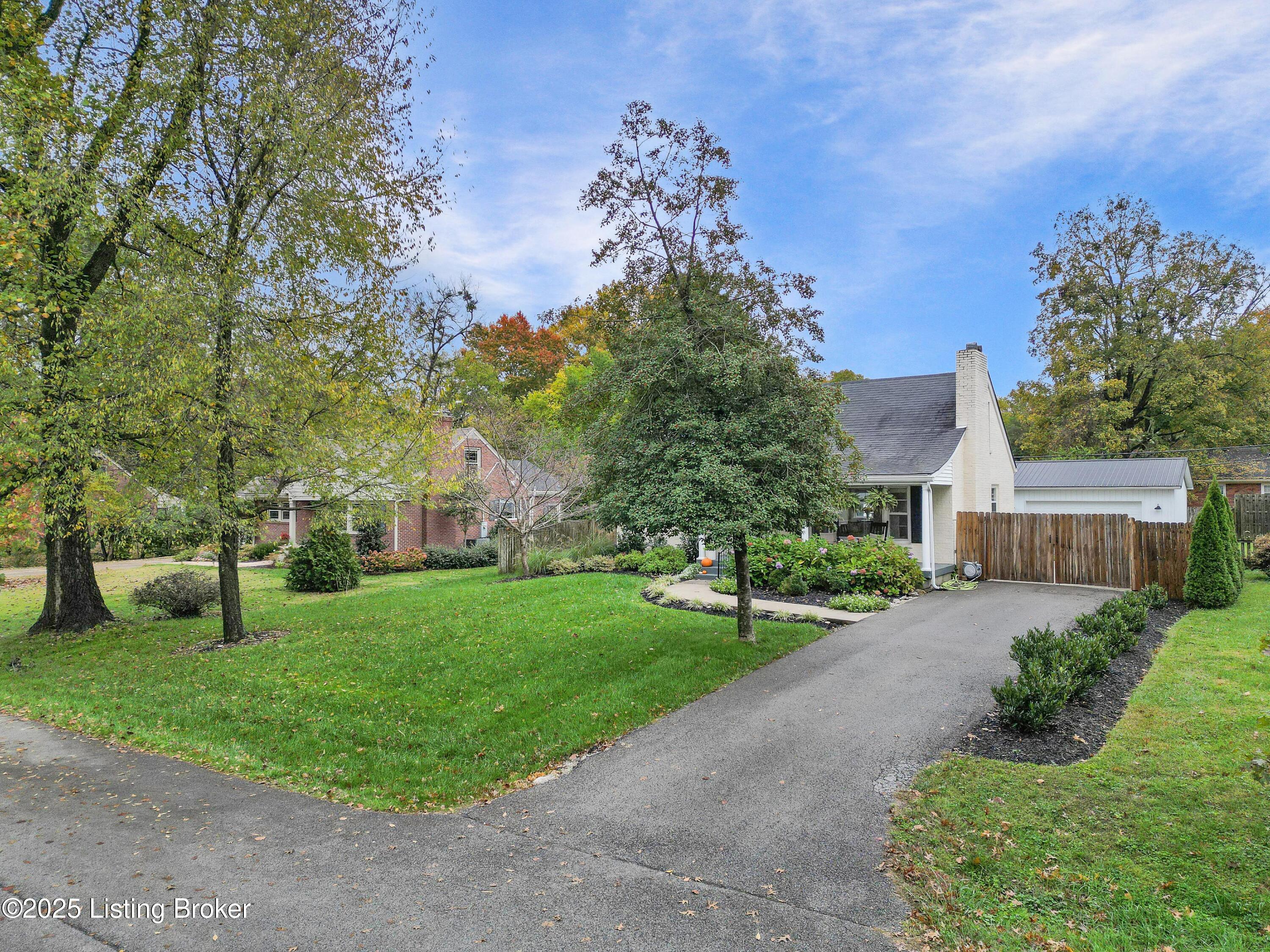 8806 Perry Rd
