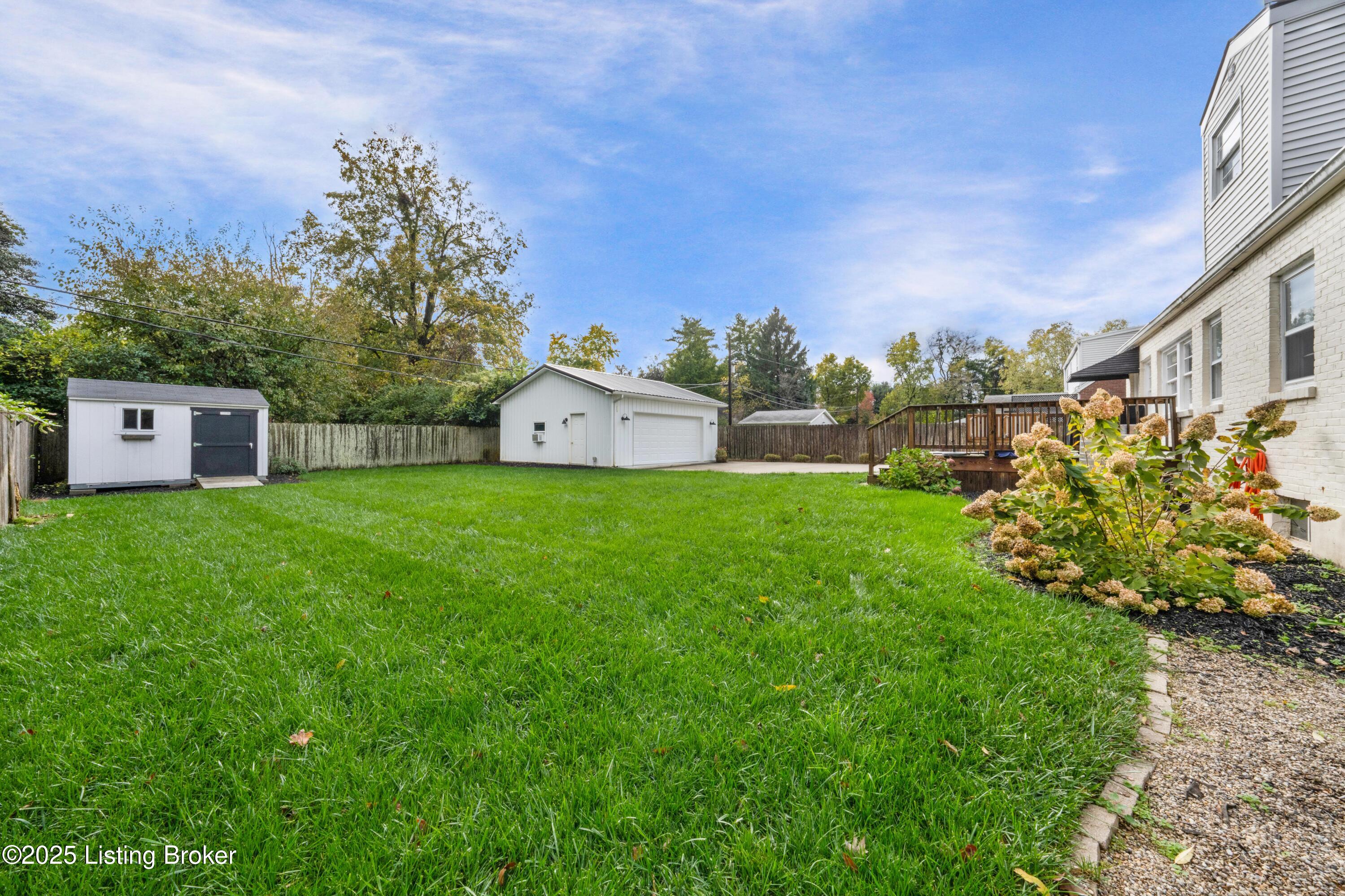 8806 Perry Rd