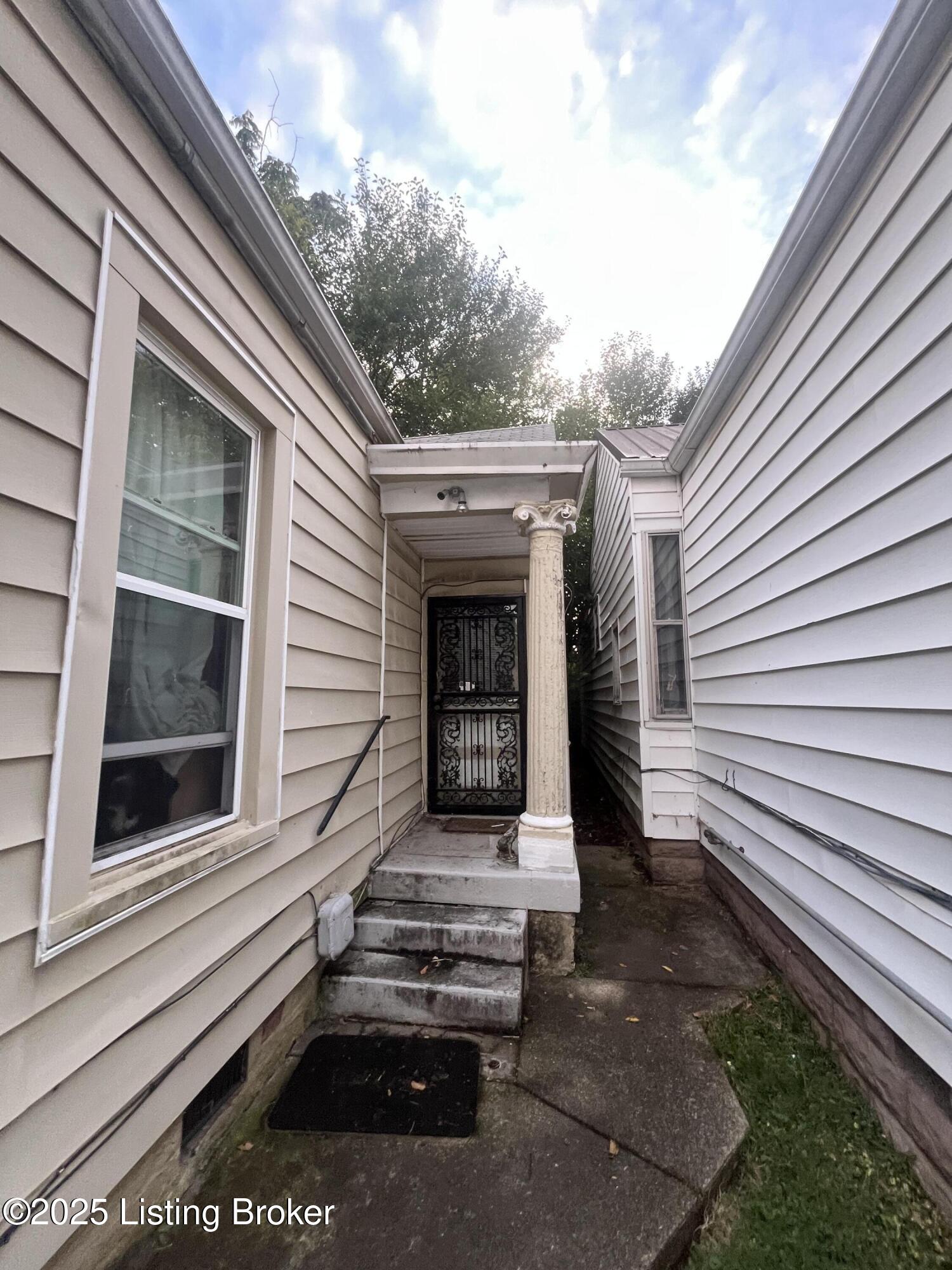1034 S Shelby St