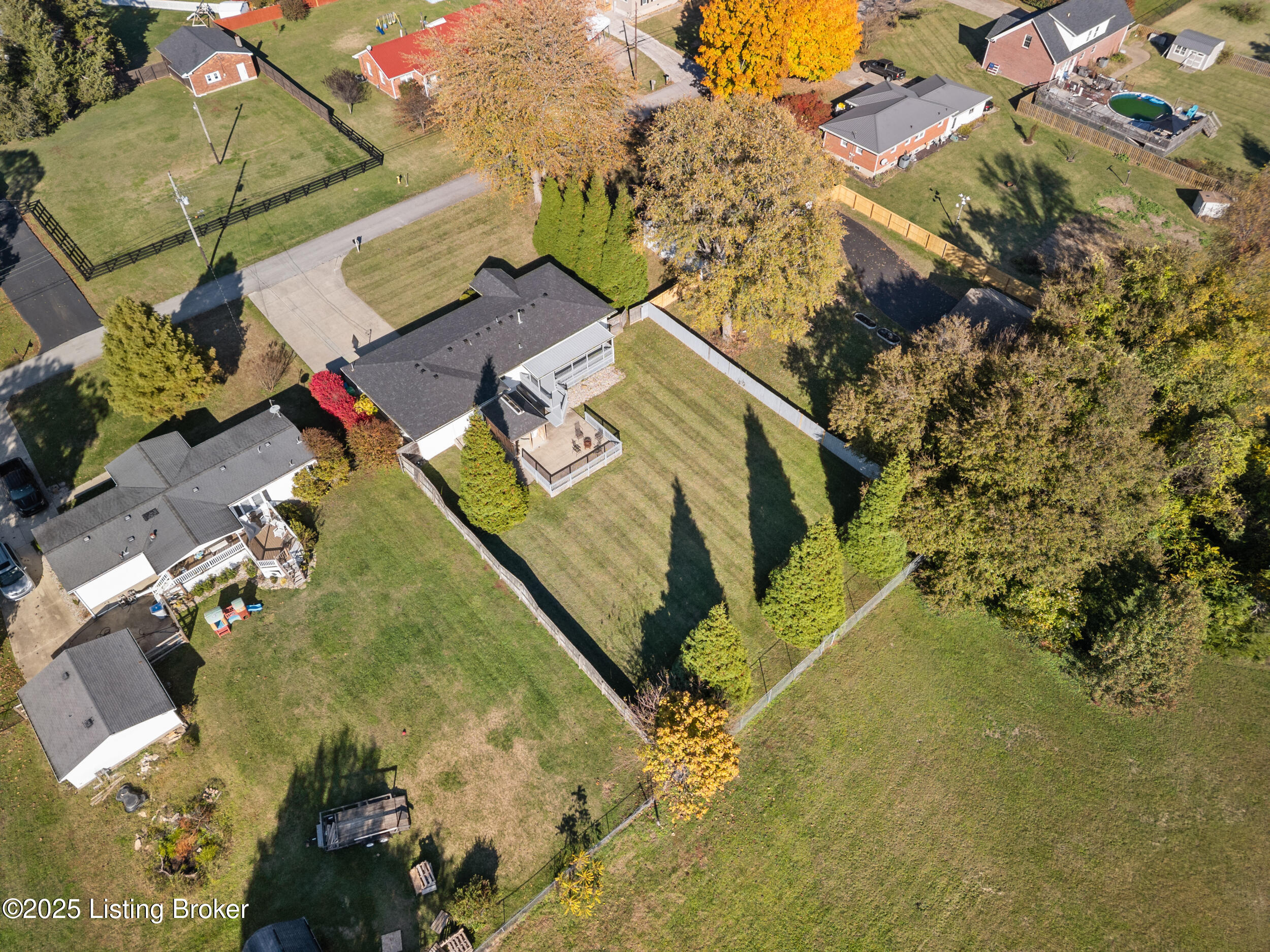 7408 Mayrow Dr