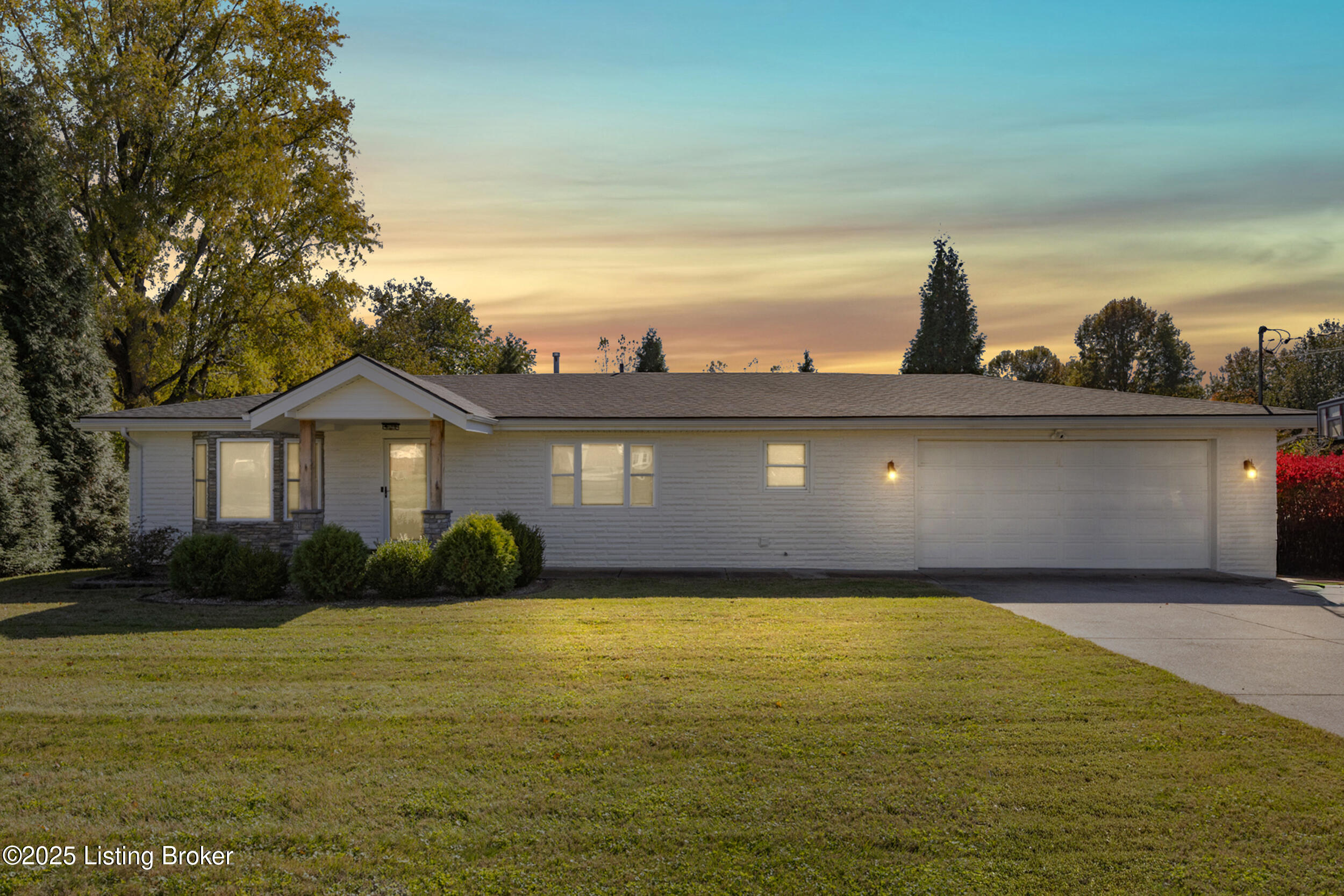 7408 Mayrow Dr
