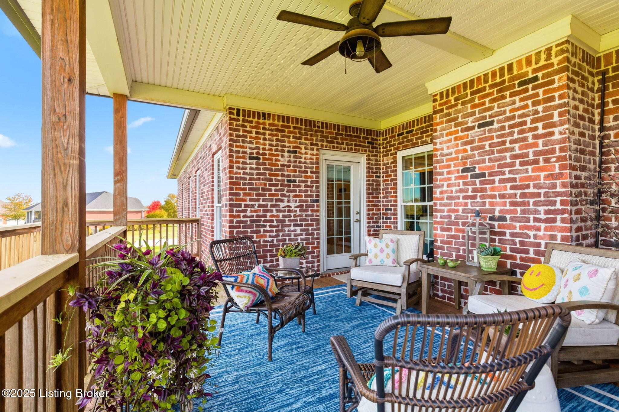 419 Nevin Ln