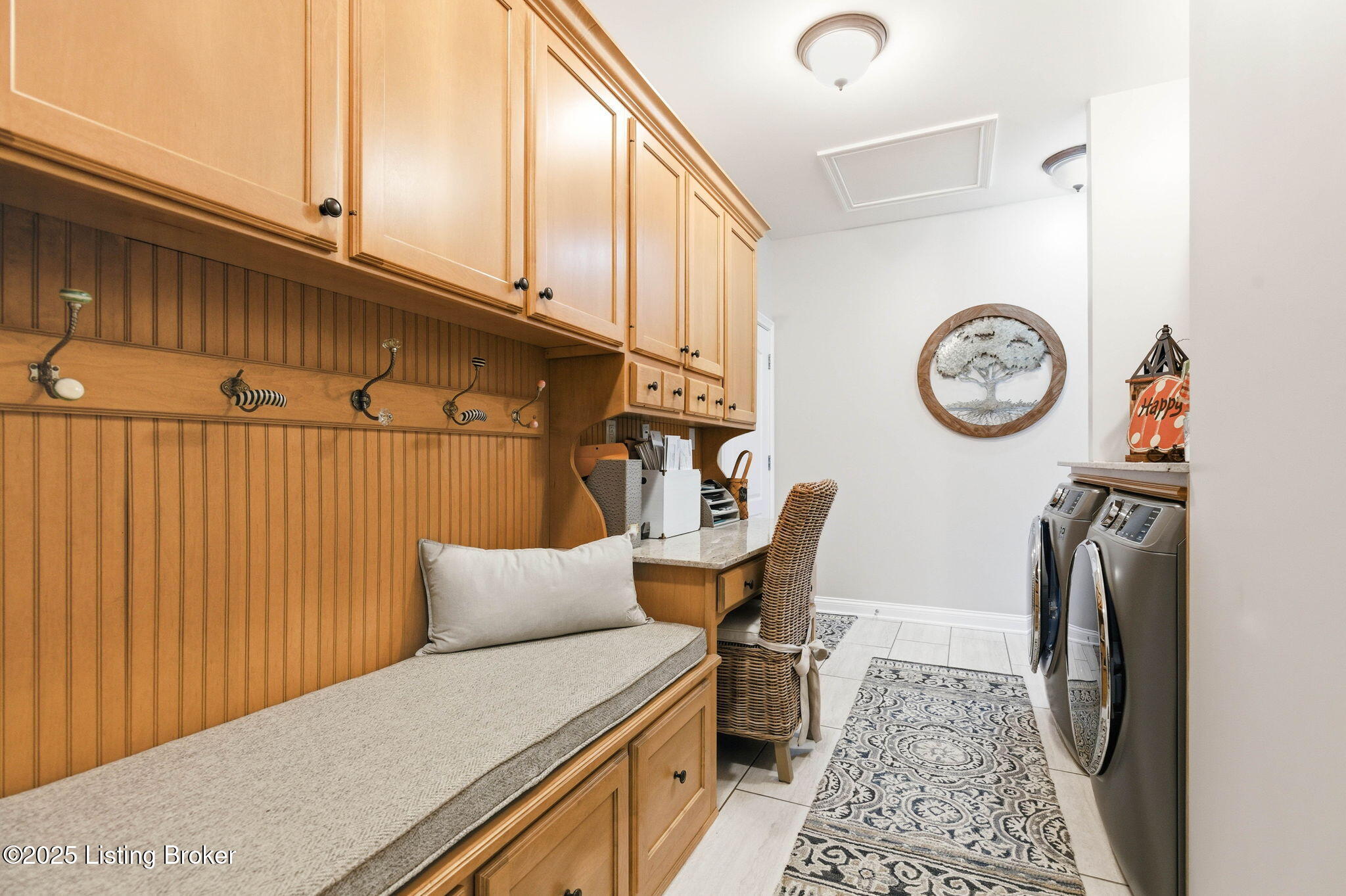 419 Nevin Ln