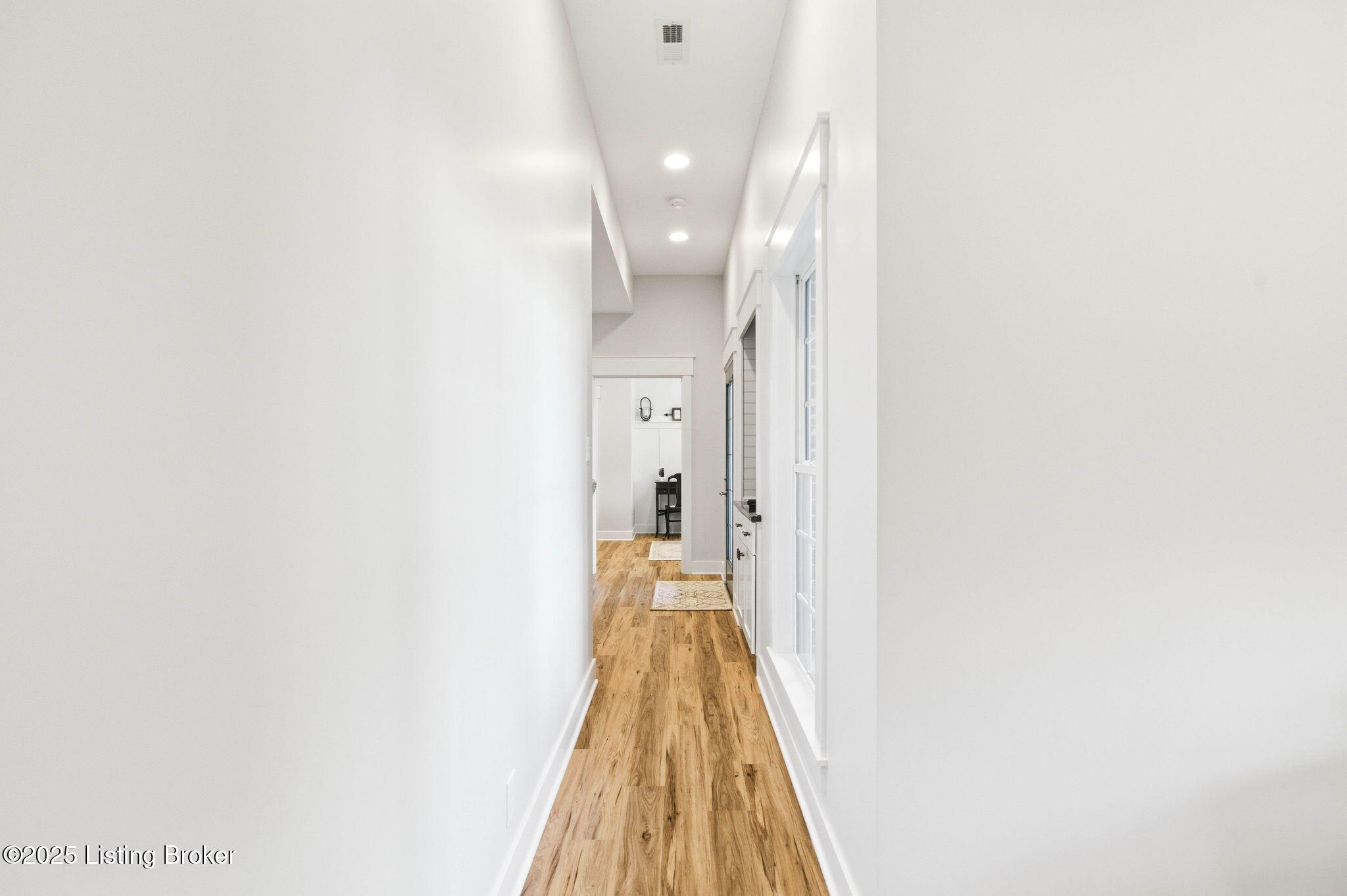 419 Nevin Ln