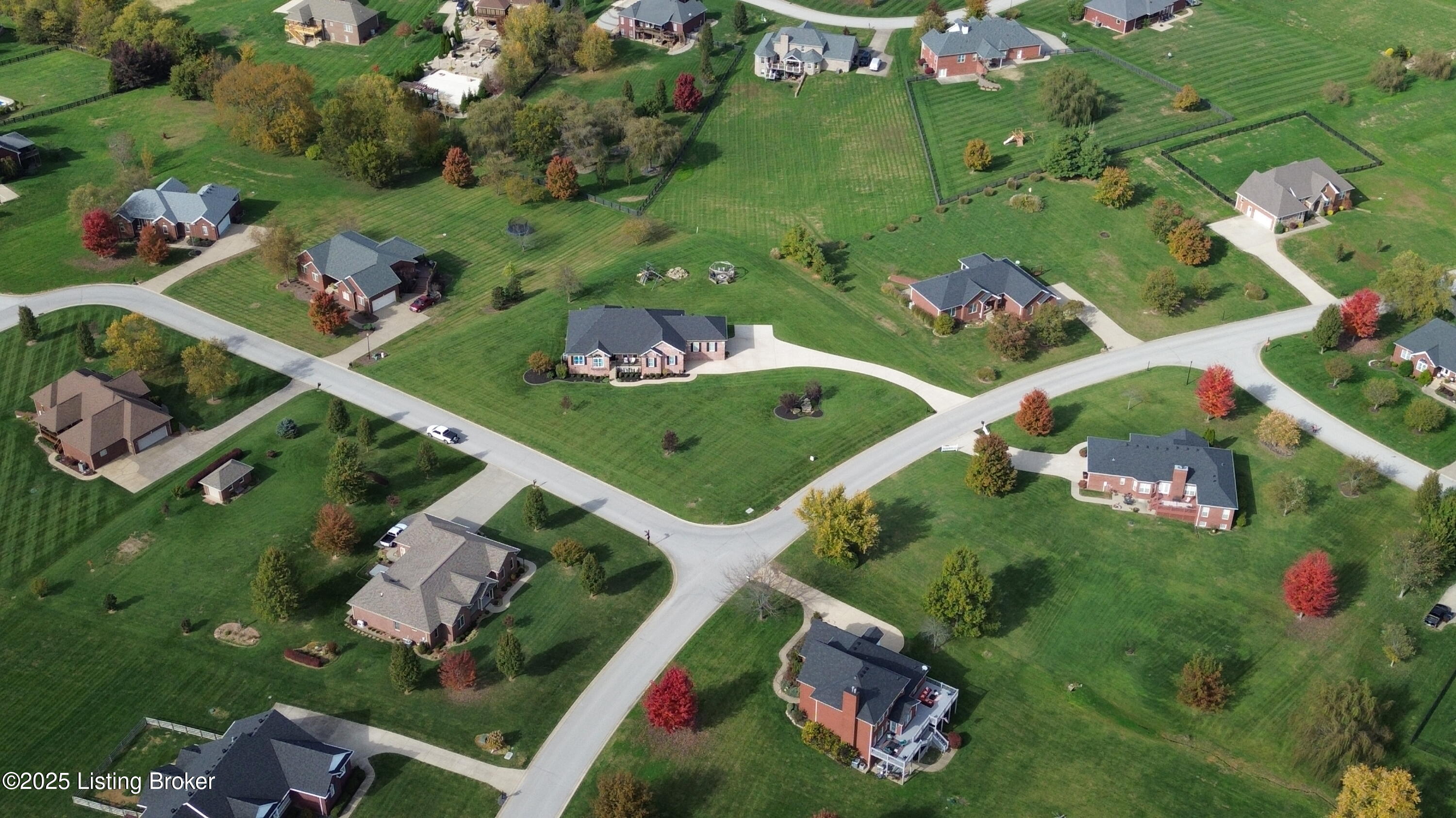 419 Nevin Ln