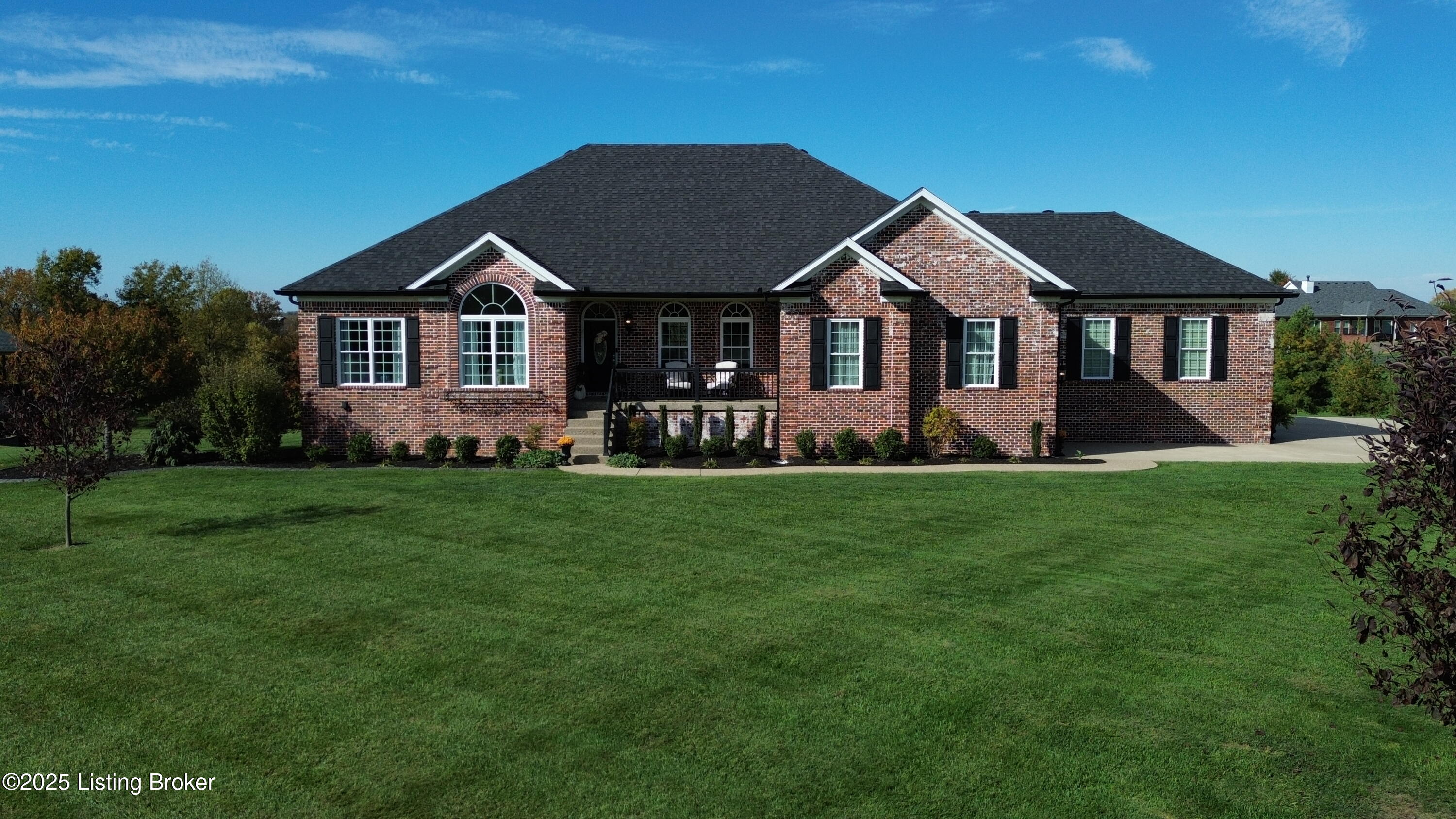 419 Nevin Ln