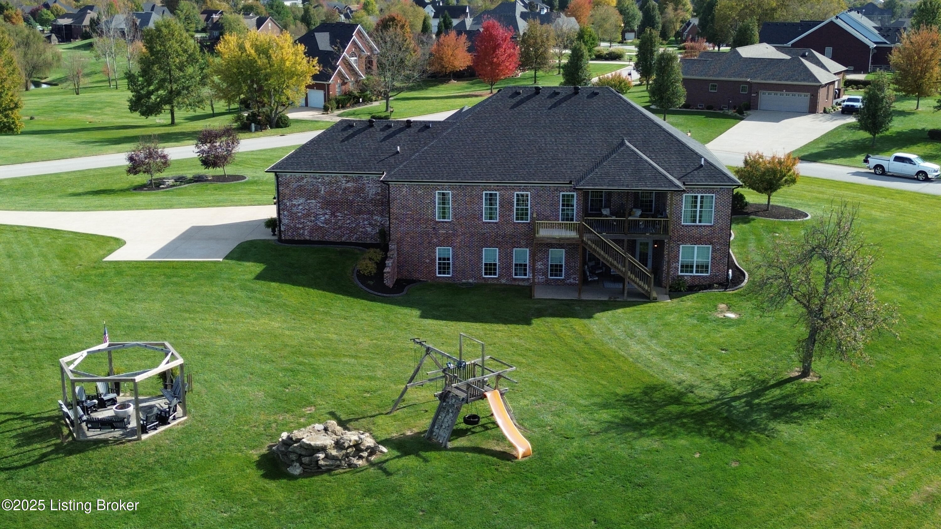 419 Nevin Ln