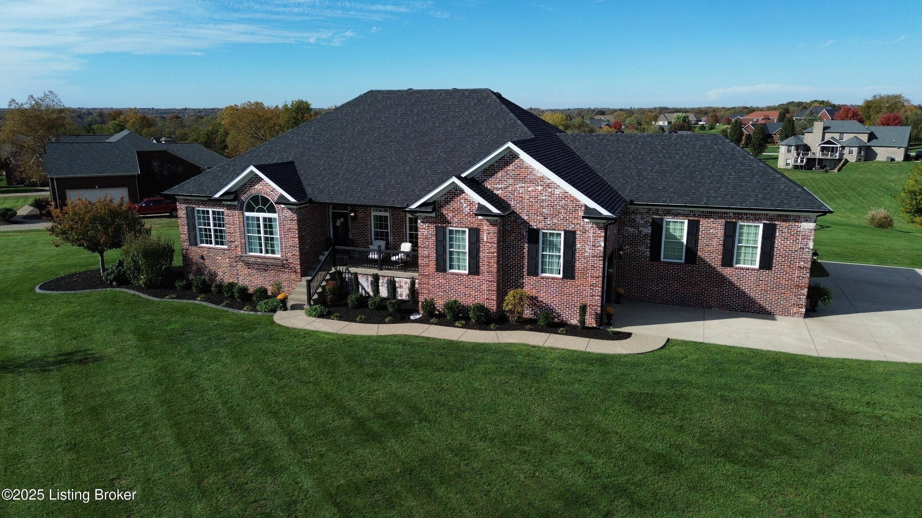 419 Nevin Ln