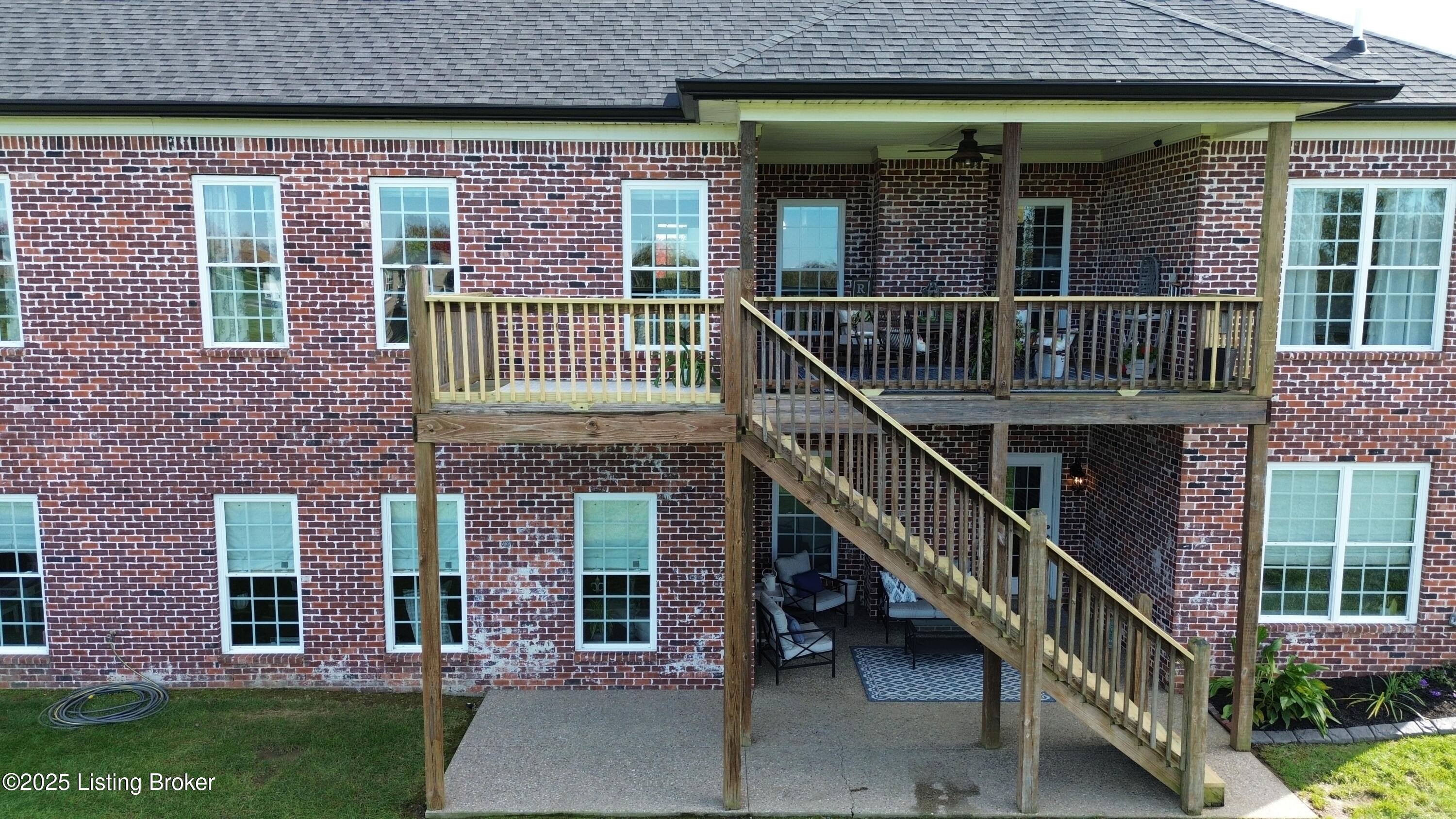 419 Nevin Ln