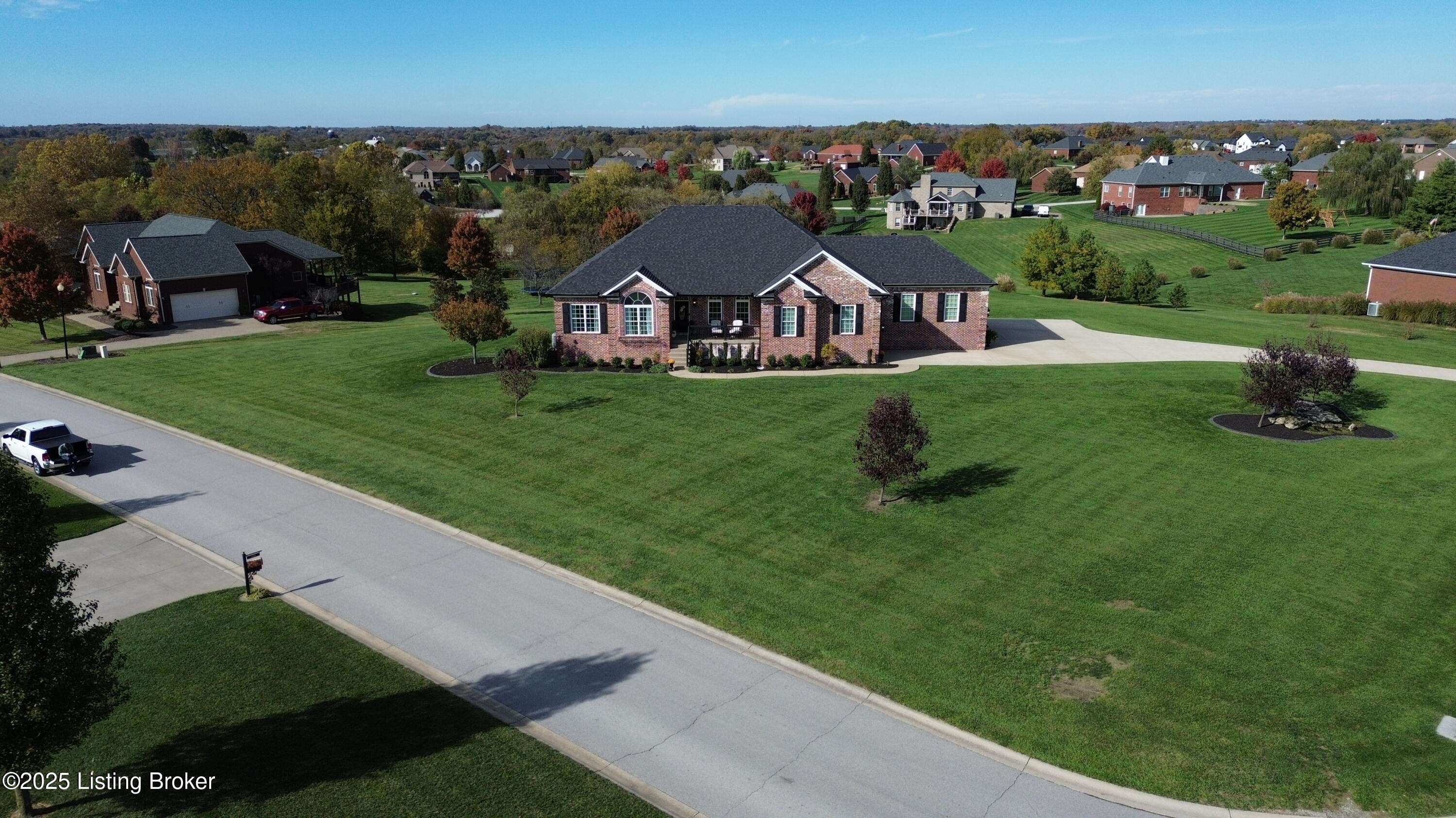 419 Nevin Ln