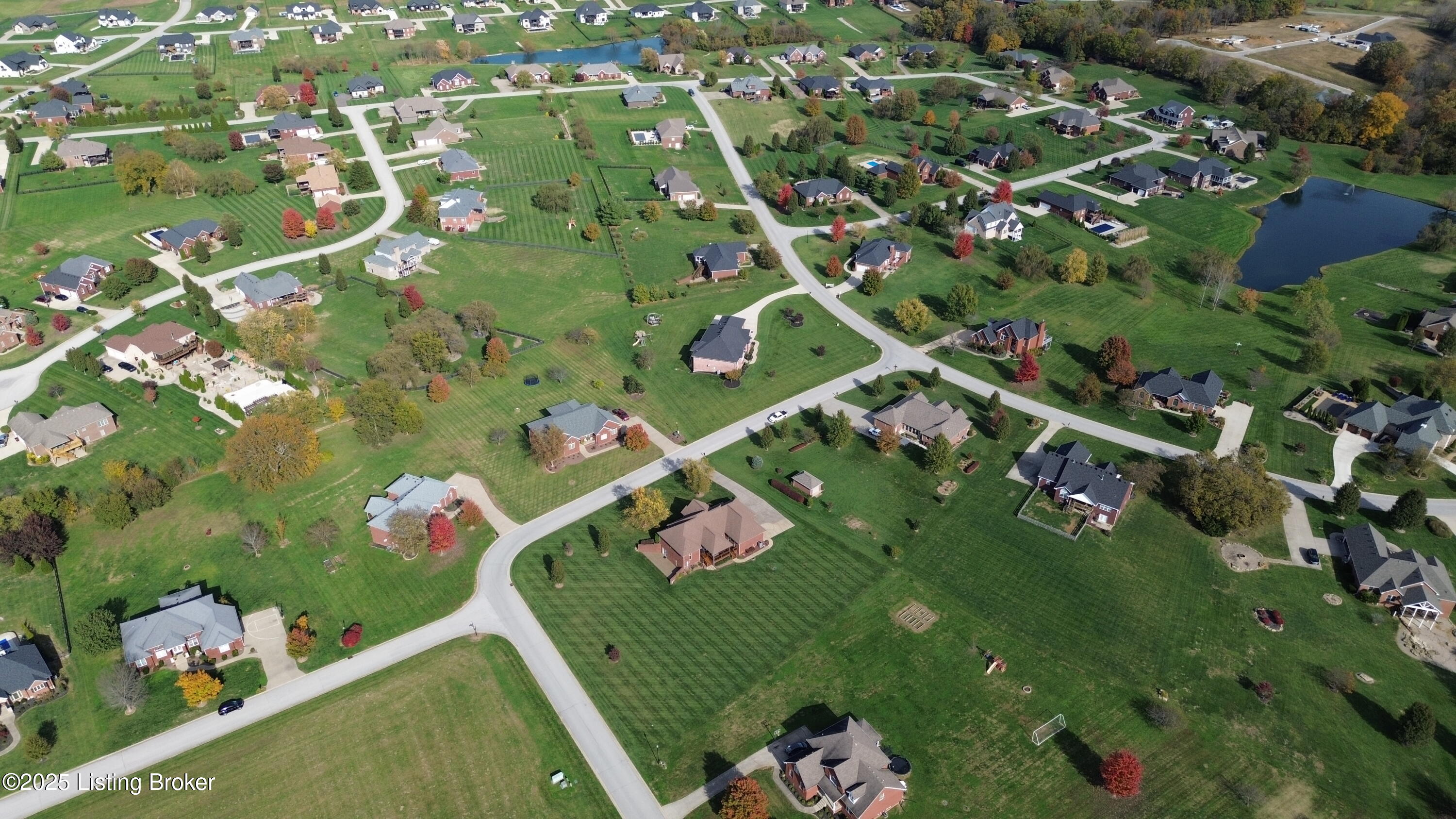 419 Nevin Ln
