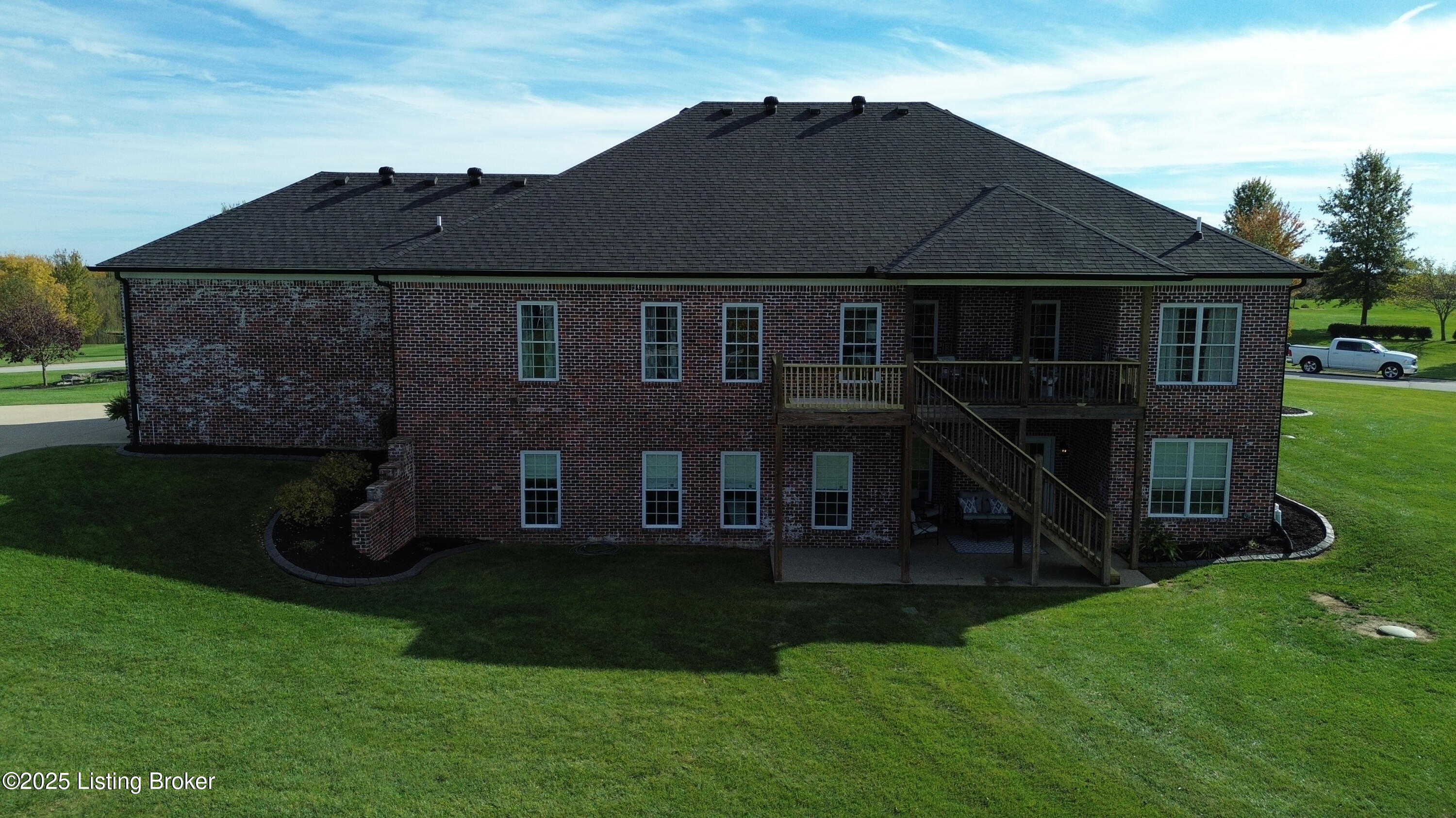 419 Nevin Ln