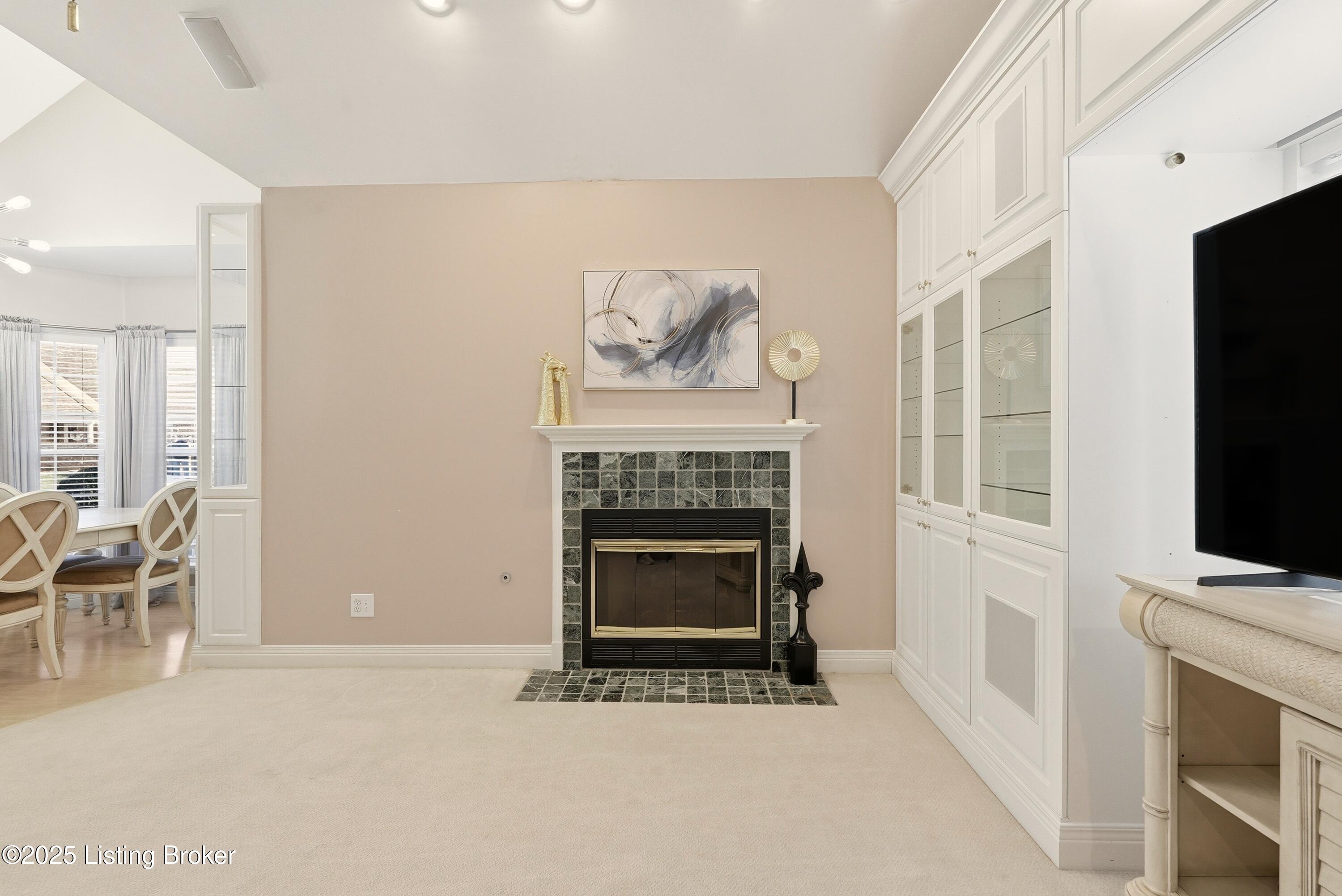 404 Eastgate Village Wynde