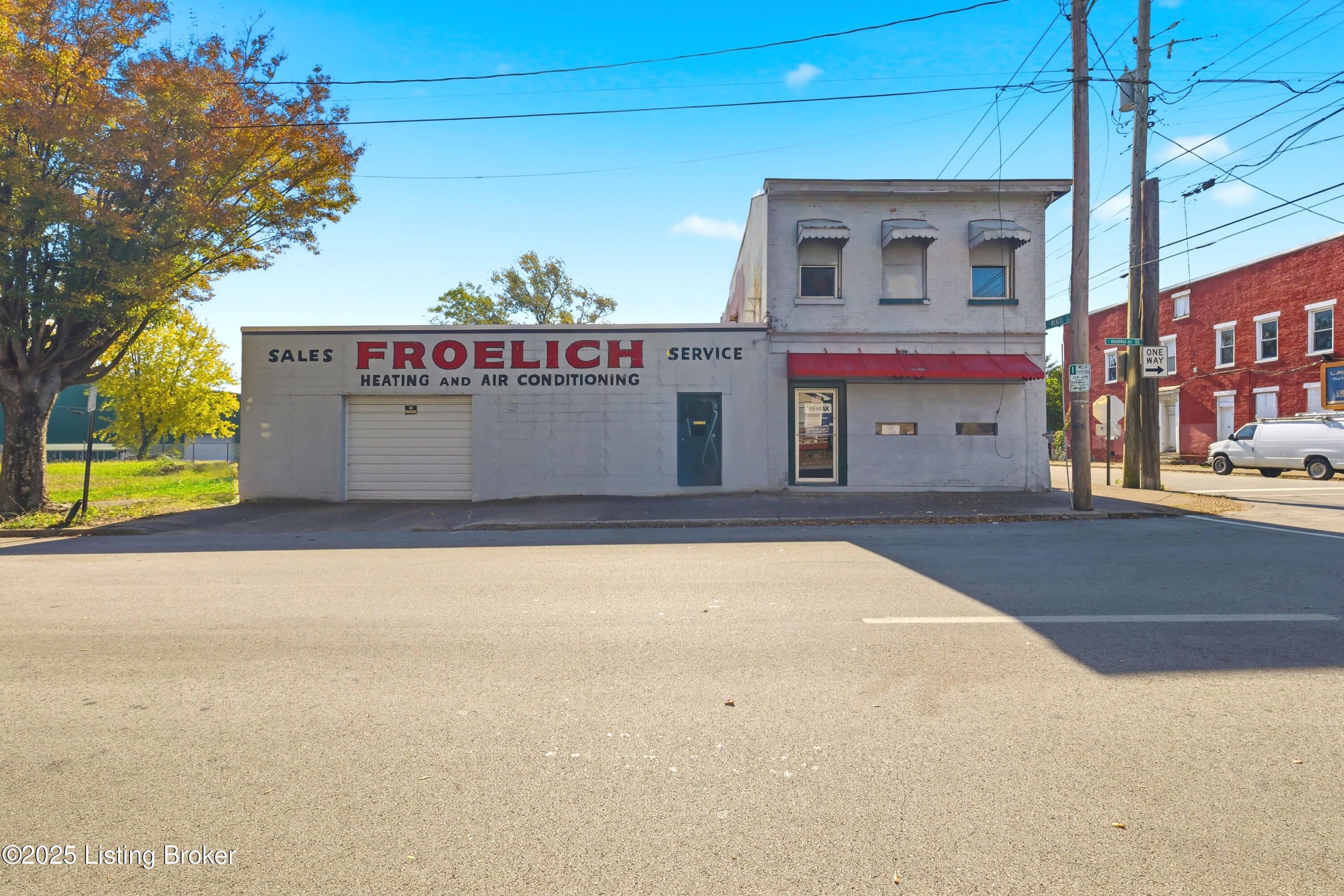 1000 E Muhammad Ali Blvd