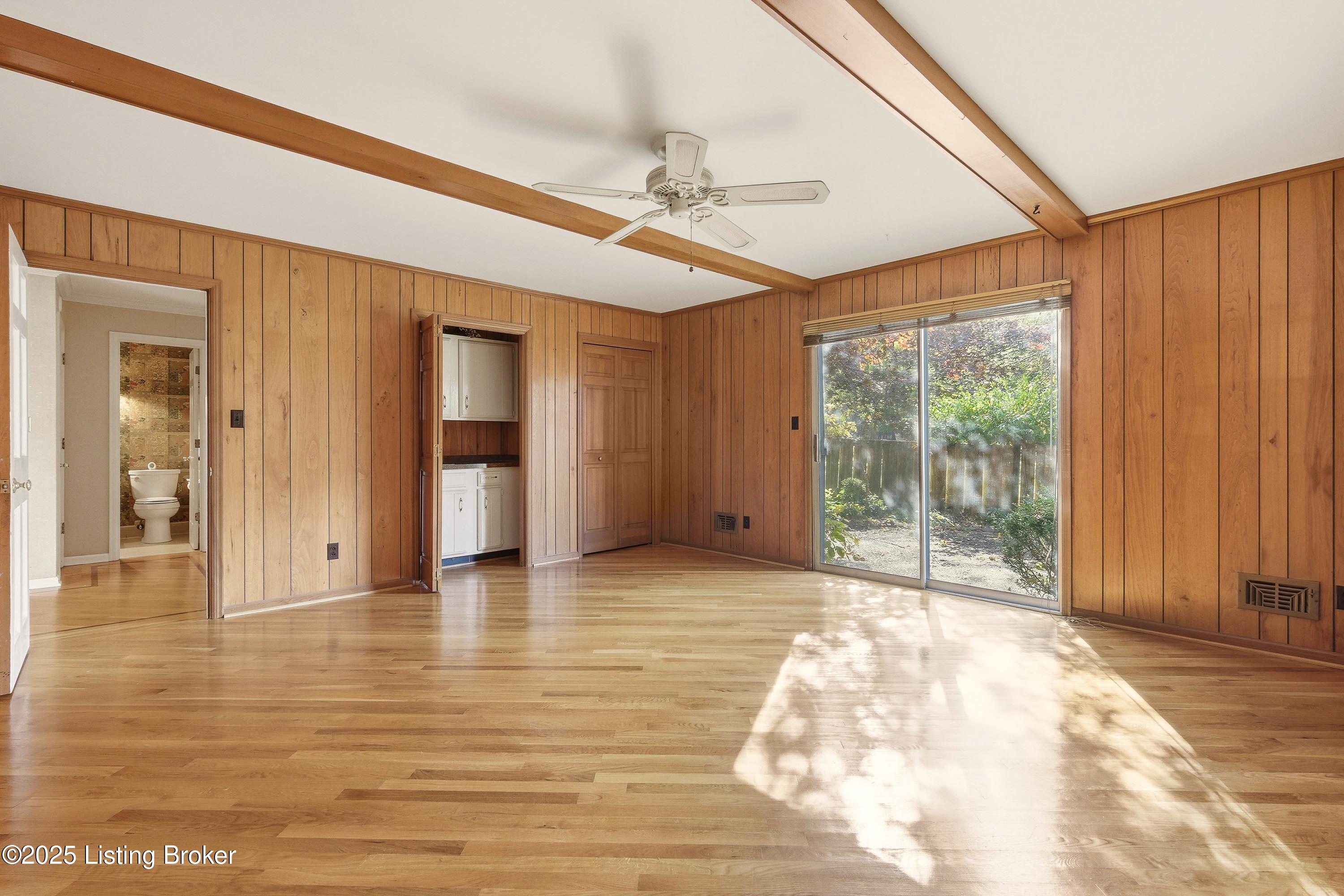 7006 Fox Harbor Rd