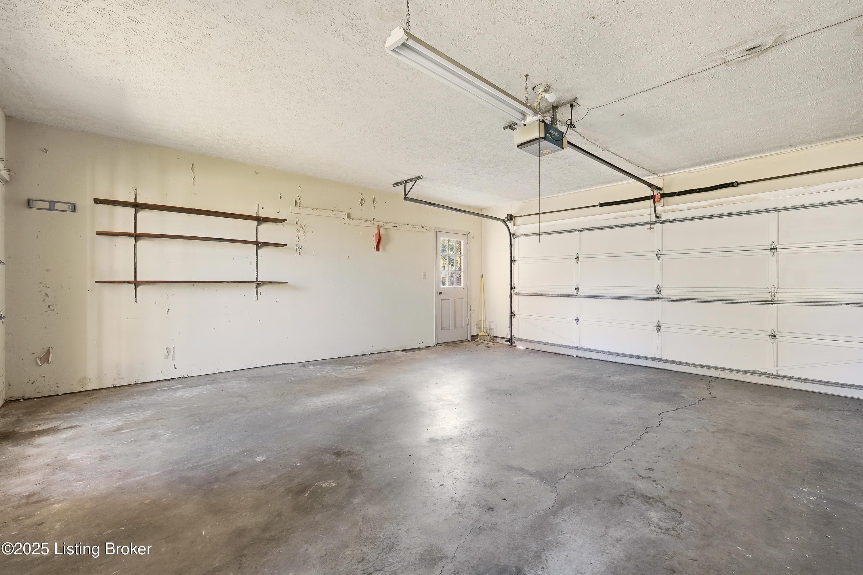 7006 Fox Harbor Rd