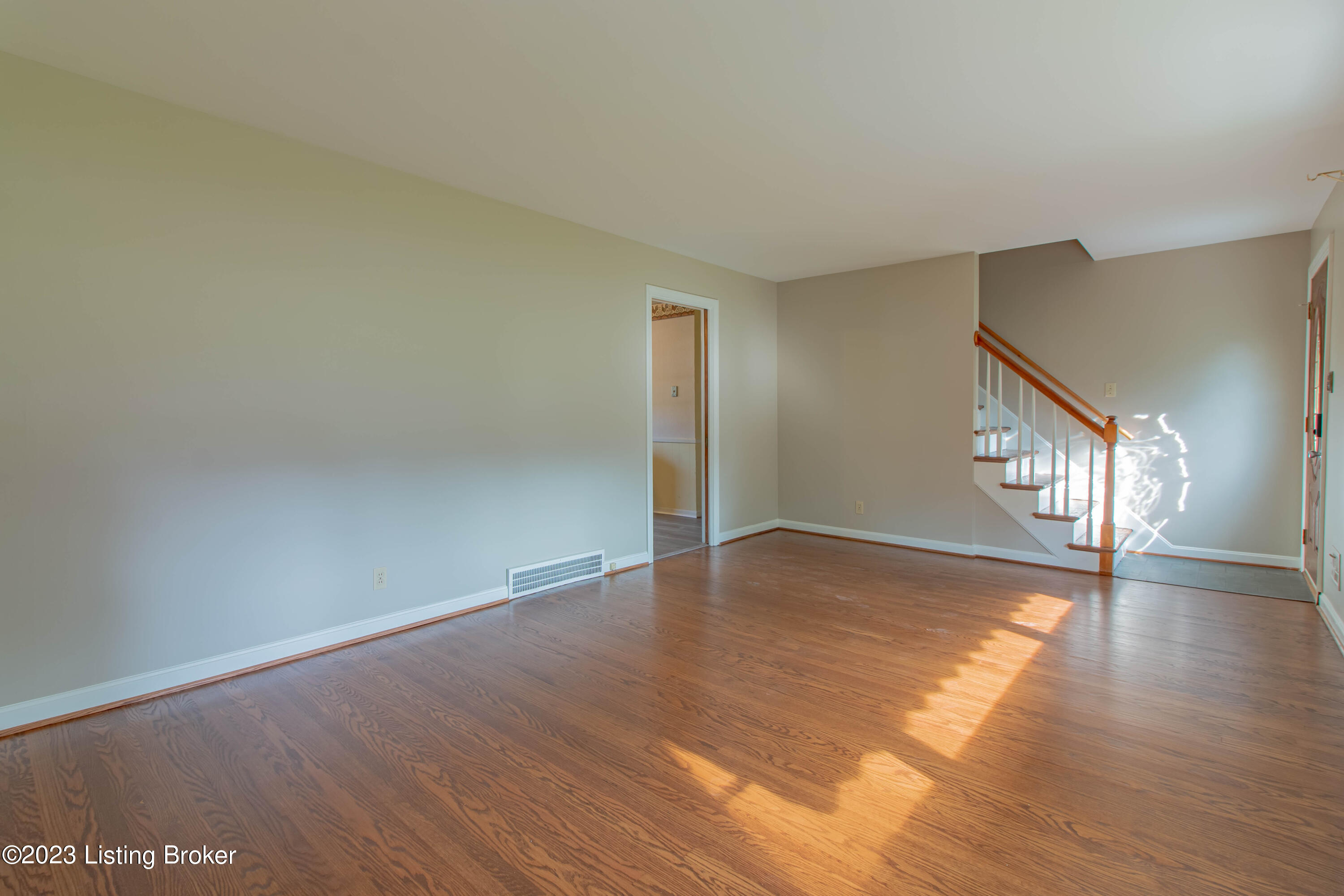 3311 Dogwood Dr