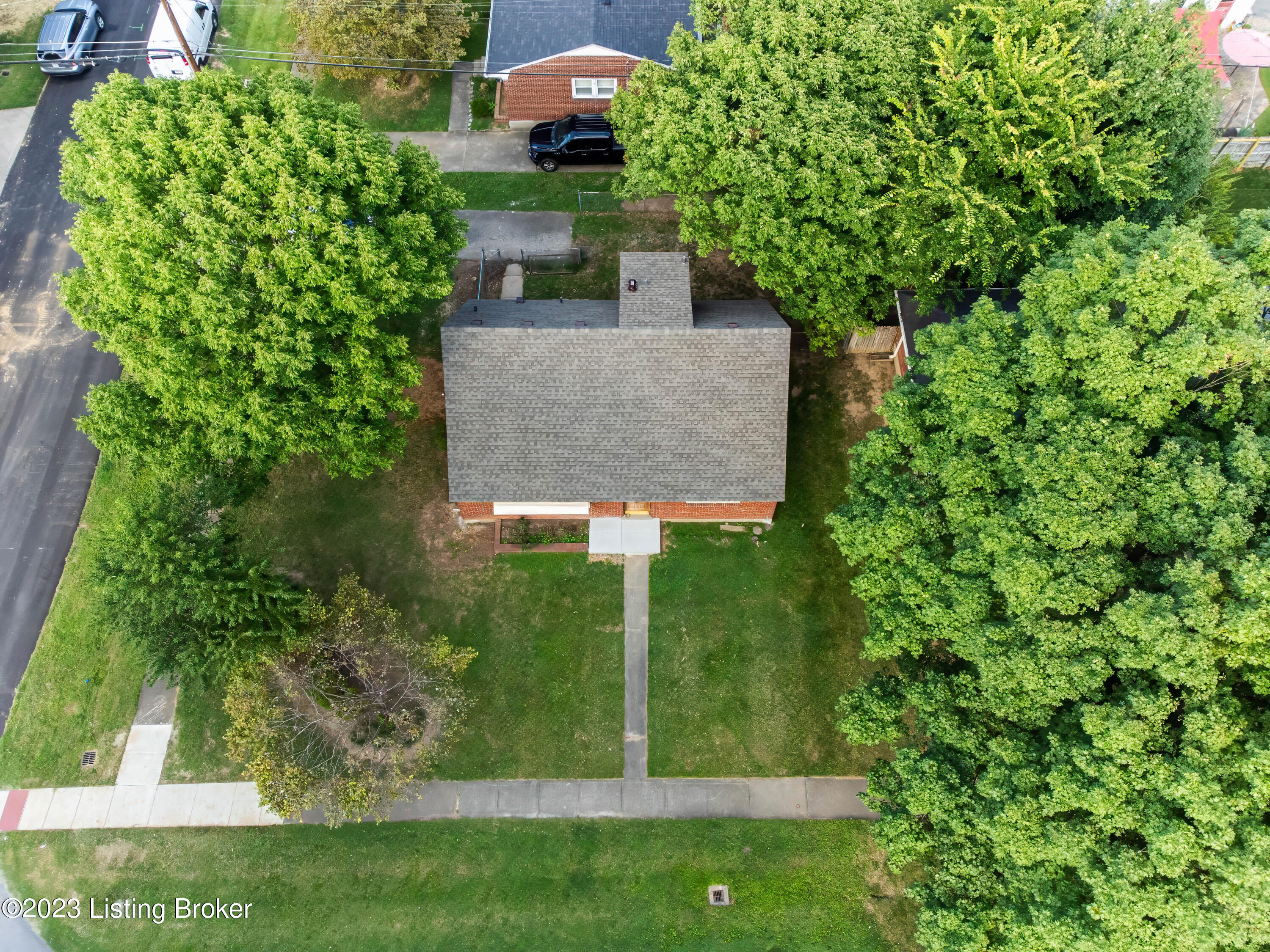 3311 Dogwood Dr